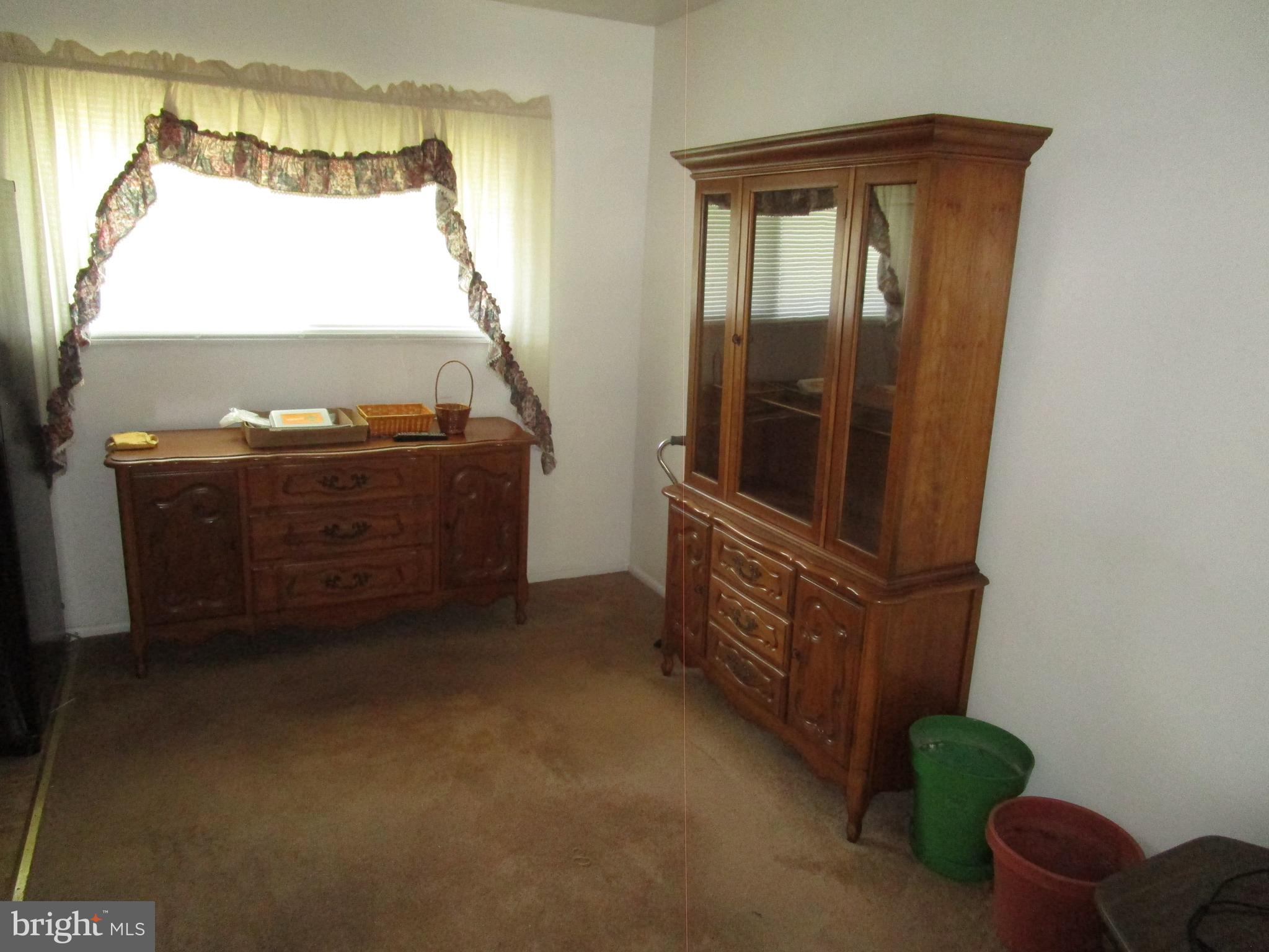 WINDSOR  MILL - Residential