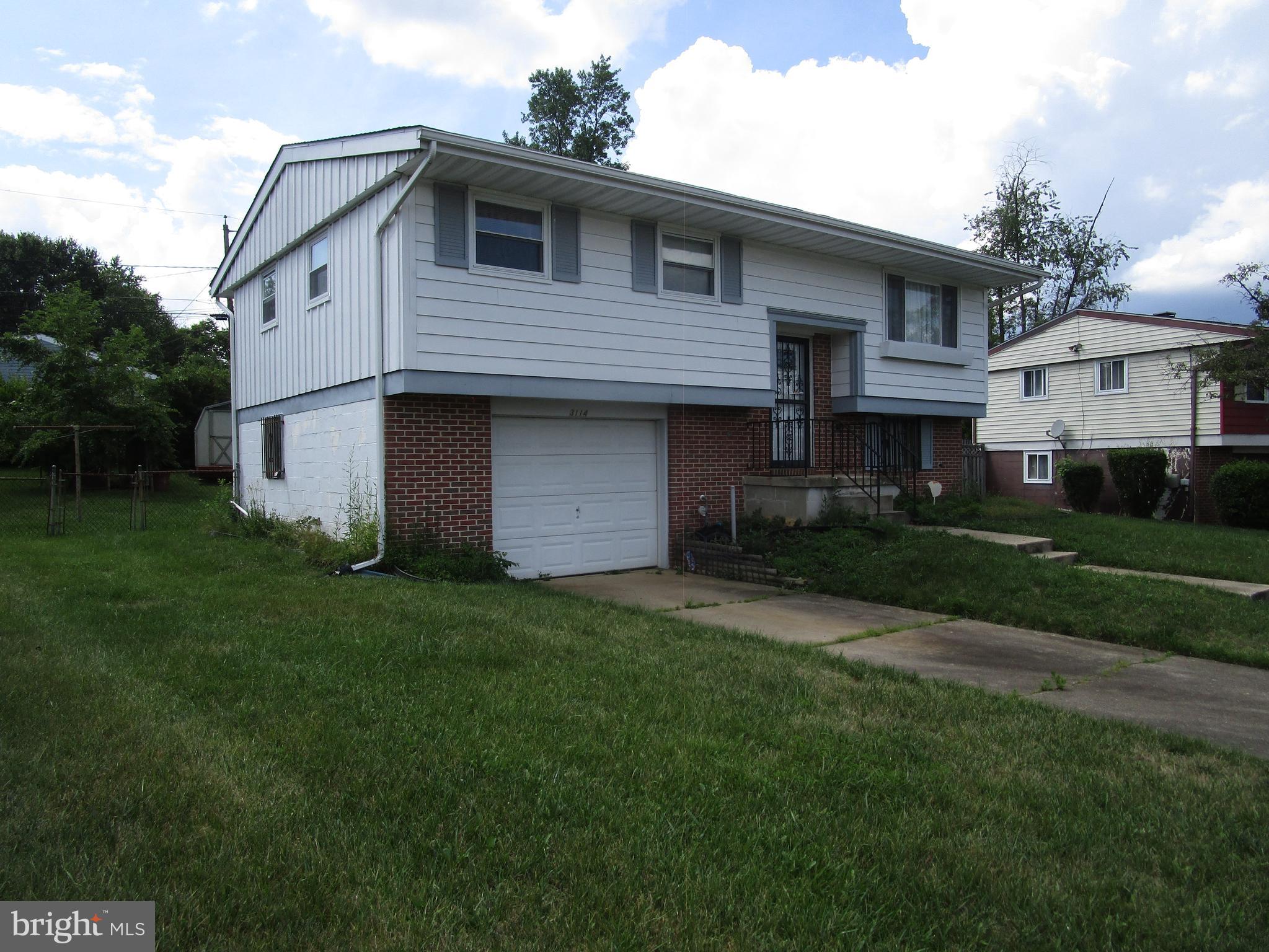 WINDSOR  MILL - Residential