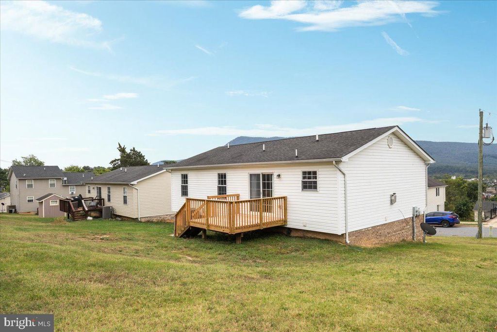 Photo of 523 Thompson Street, STRASBURG, VA 22657 (MLS # VASH2012644)