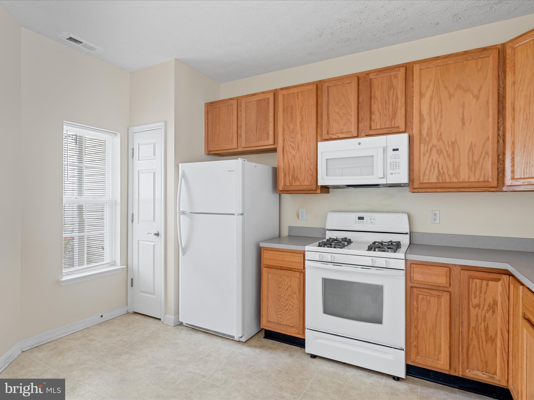 WOOD CREEK GOLF COMM - Residential