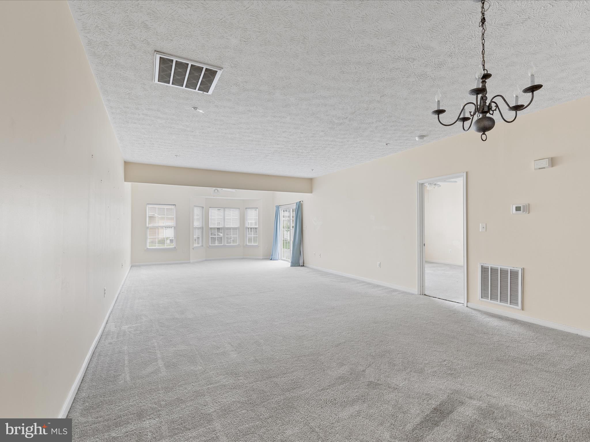 WOOD CREEK GOLF COMM - Residential