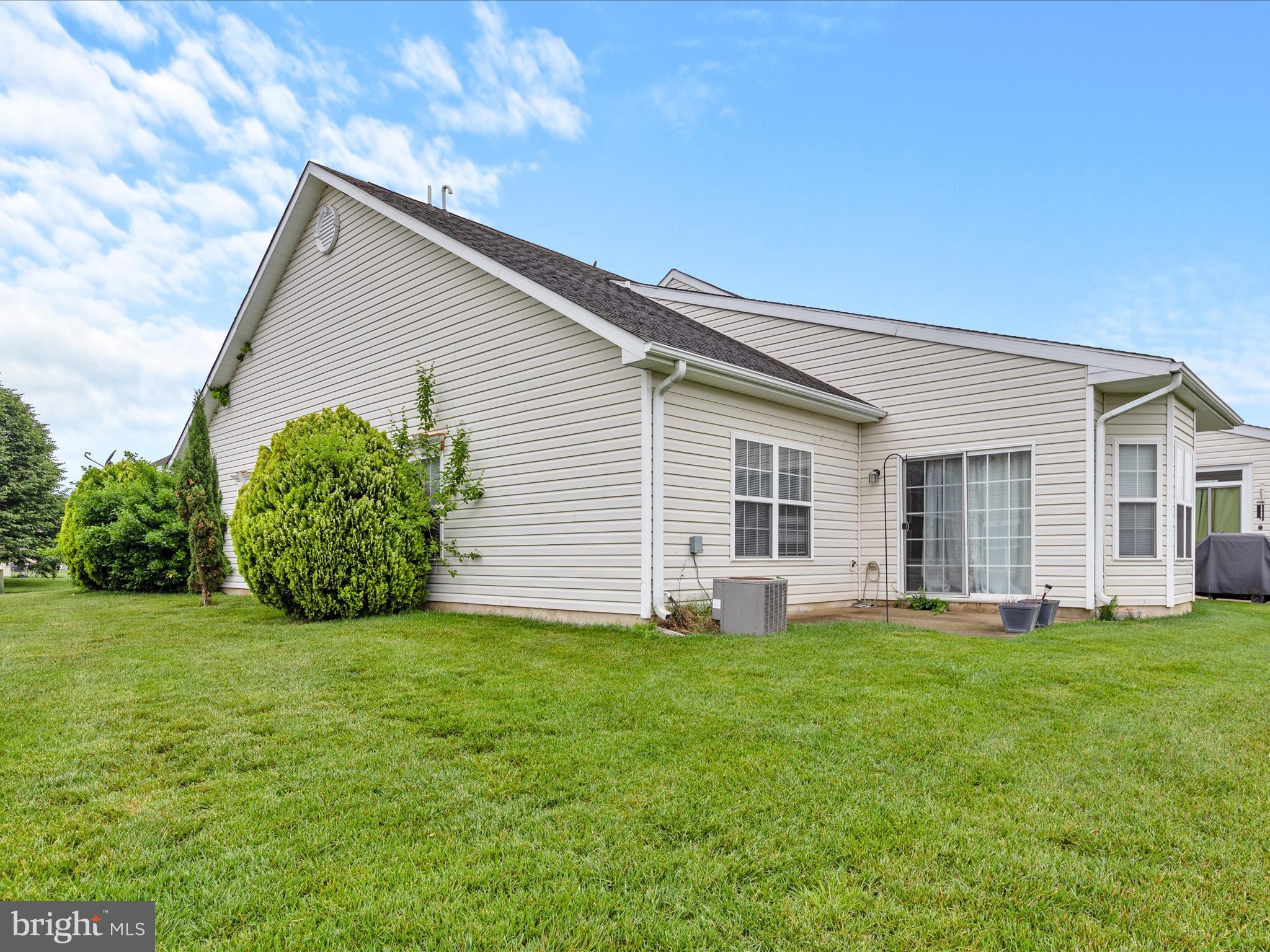 WOOD CREEK GOLF COMM - Residential