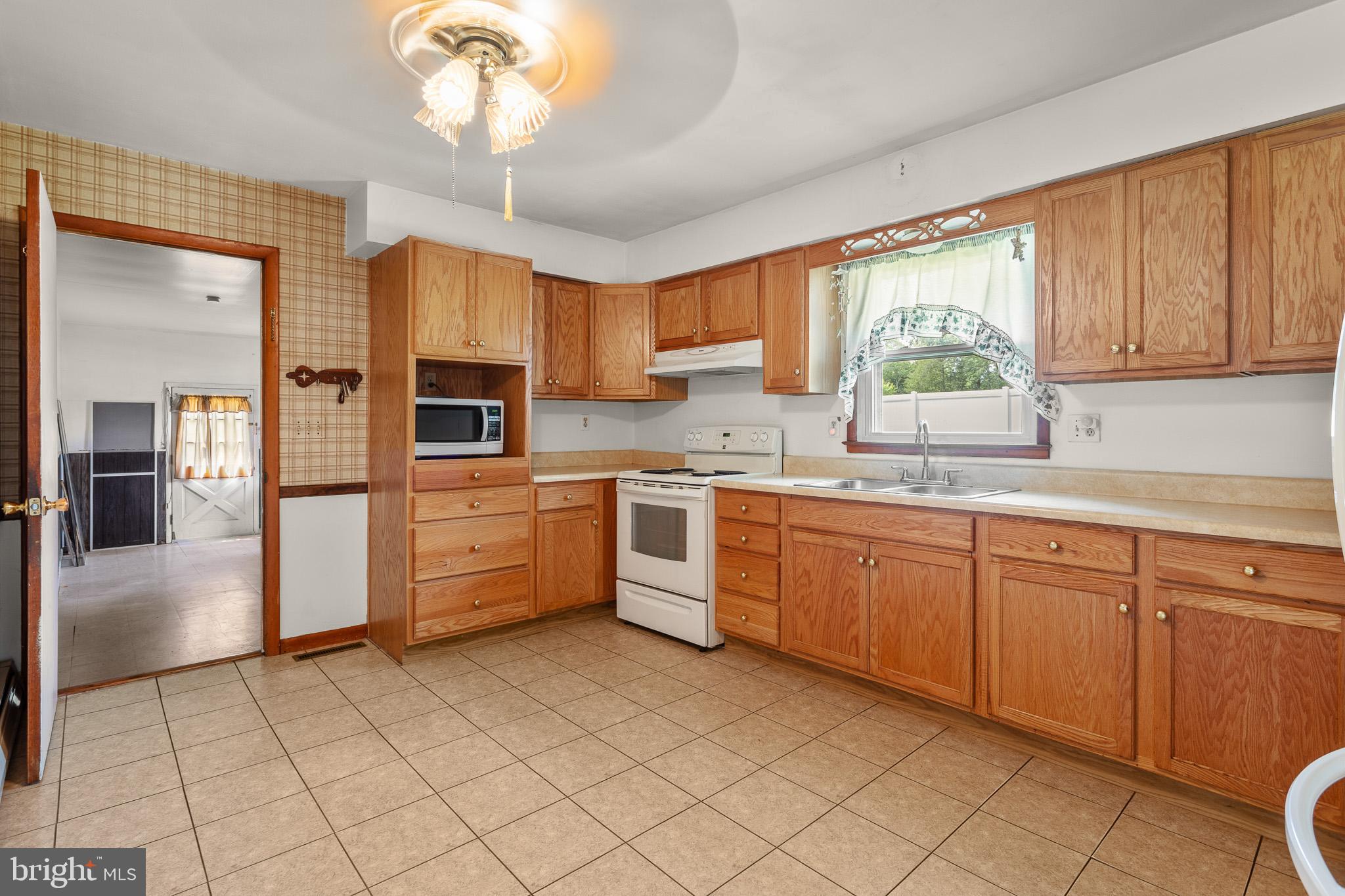 3401 KING DRIVE