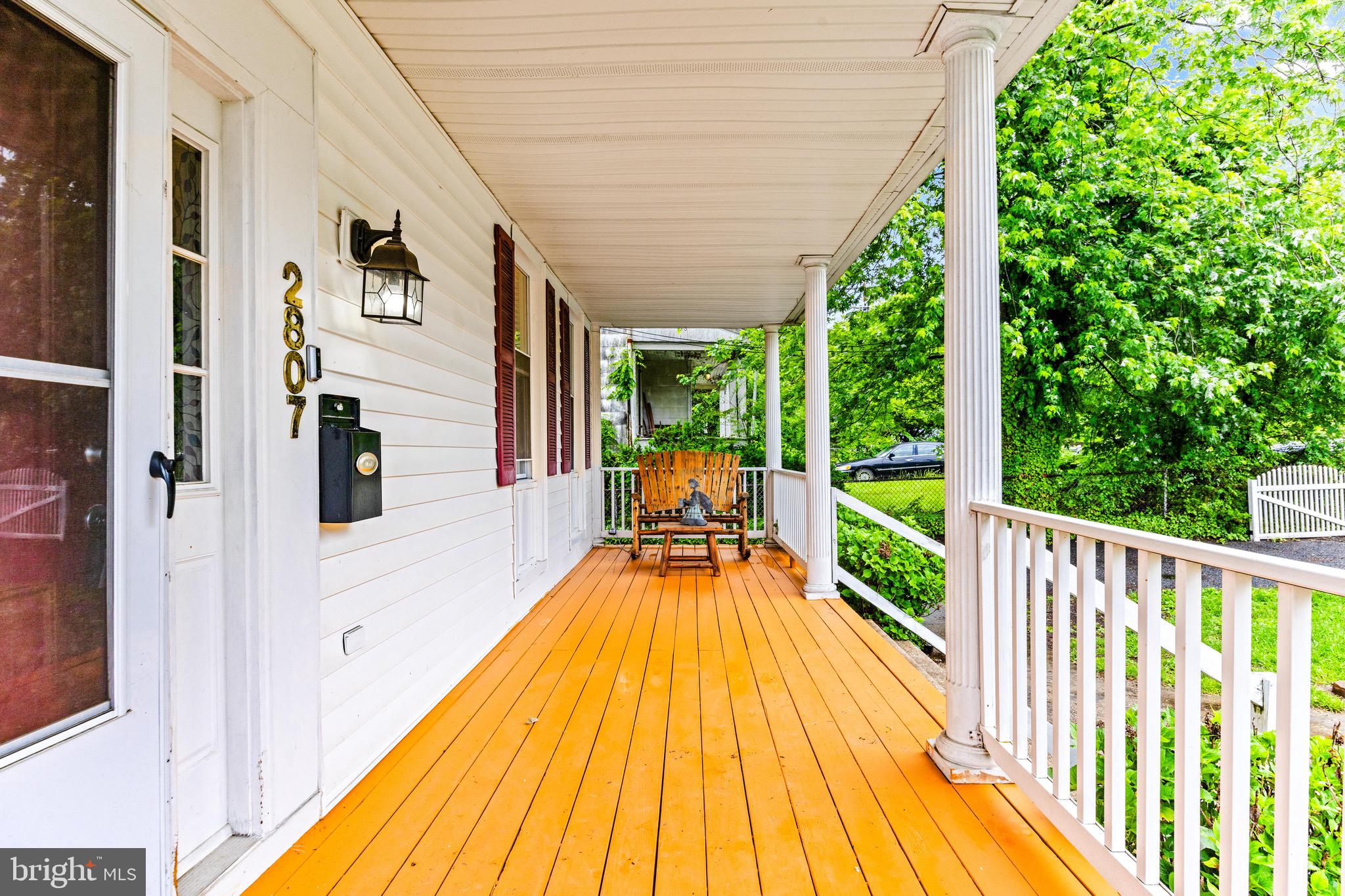 LAURAVILLE HISTORIC DISTRICT - Residential