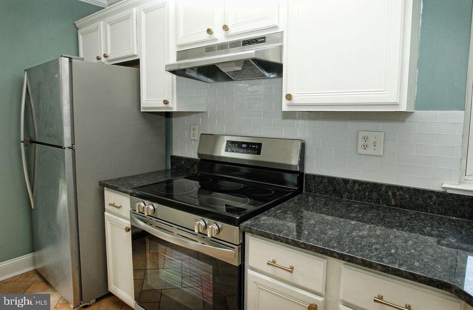 MARSH HARBOUR - Residential Lease