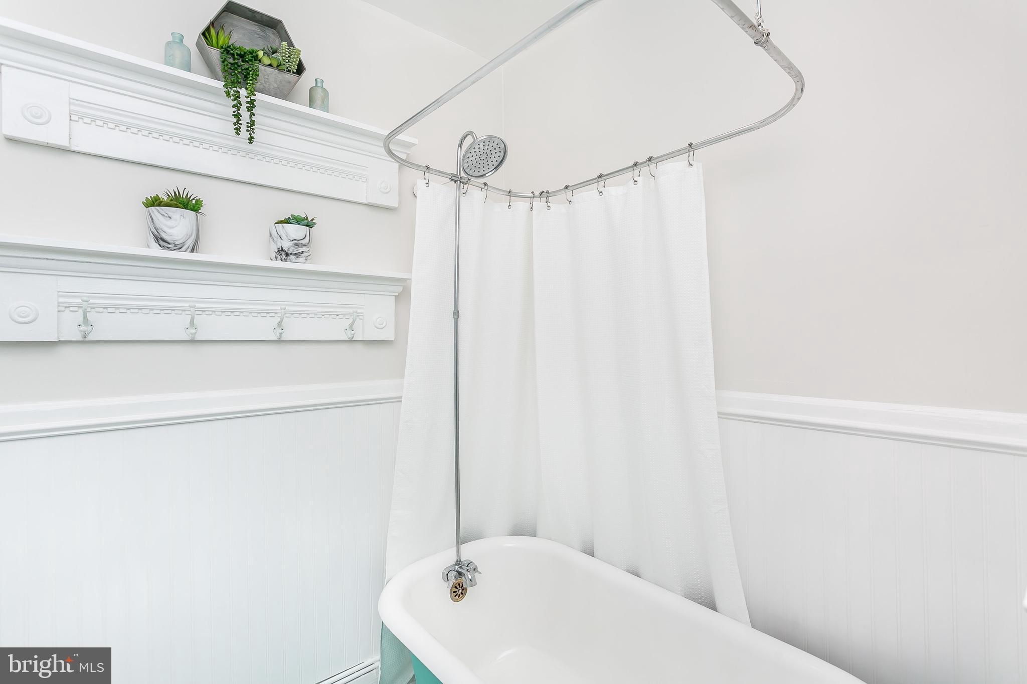 HAMPDEN HISTORIC DISTRICT - Residential