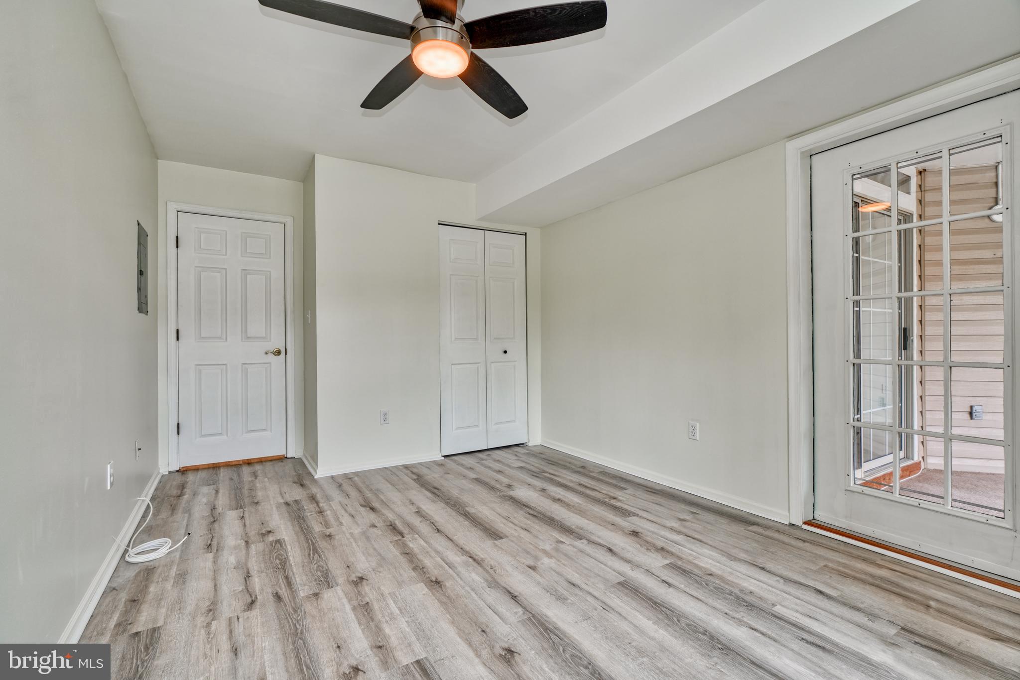 ENGLISH COUNTRY MANOR - Residential