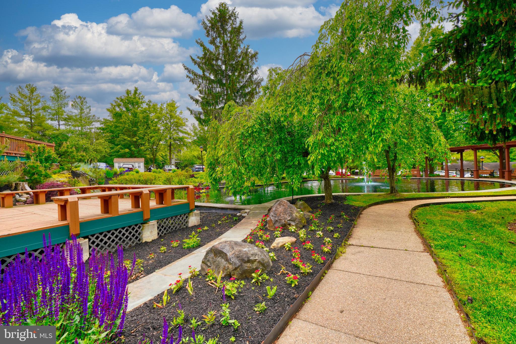 ENGLISH COUNTRY MANOR - Residential