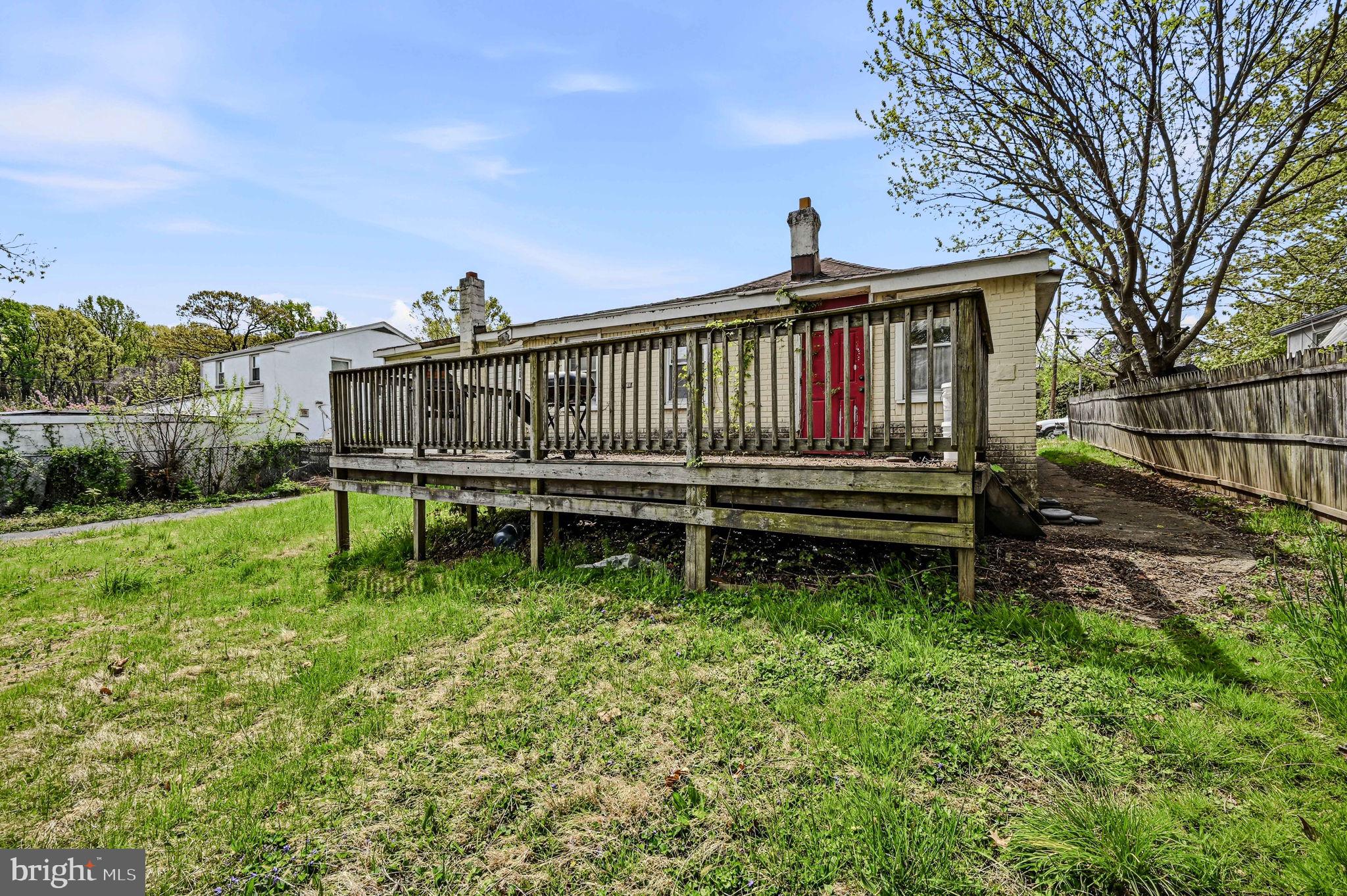 HOLLOWAY TERRACE - Residential