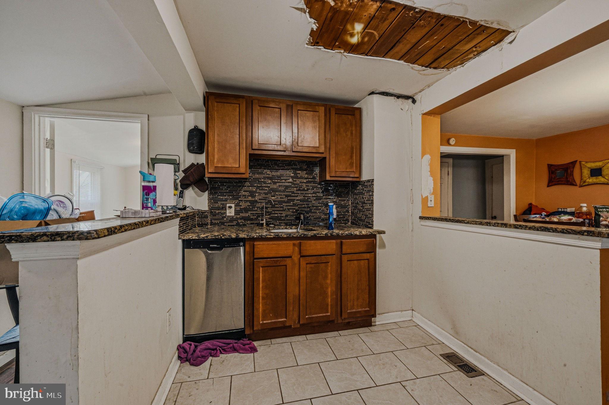 HOLLOWAY TERRACE - Residential