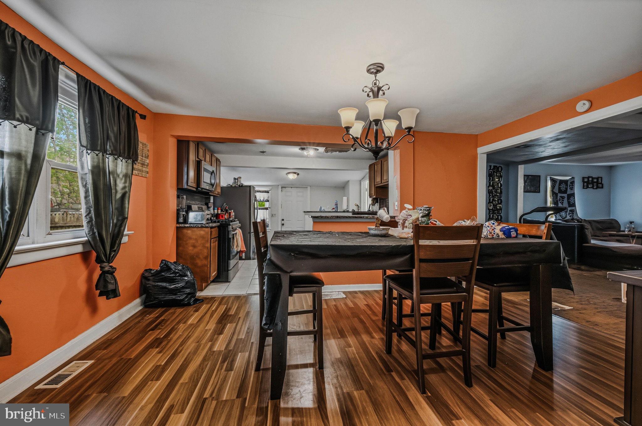 HOLLOWAY TERRACE - Residential