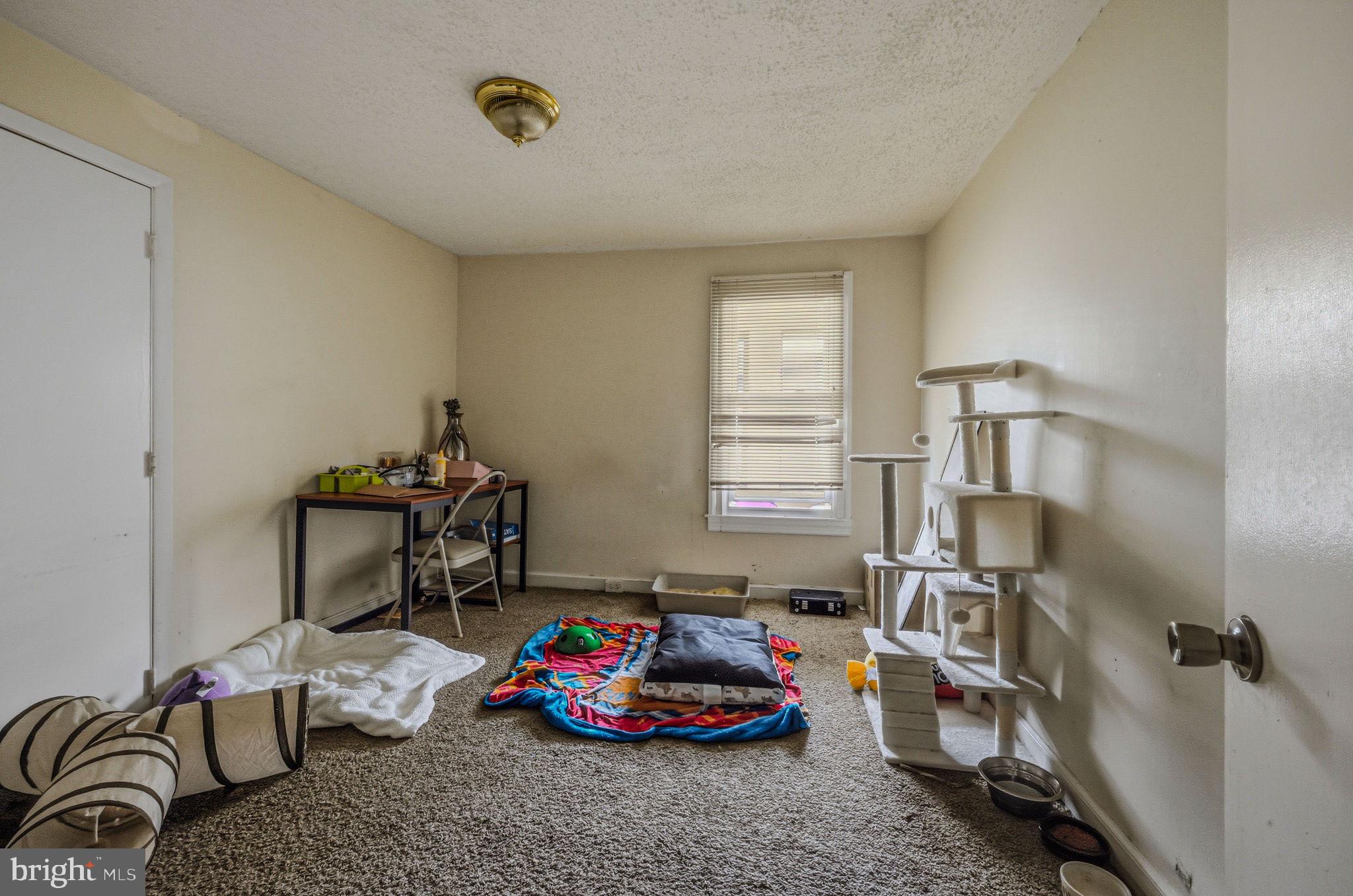 HOLLOWAY TERRACE - Residential