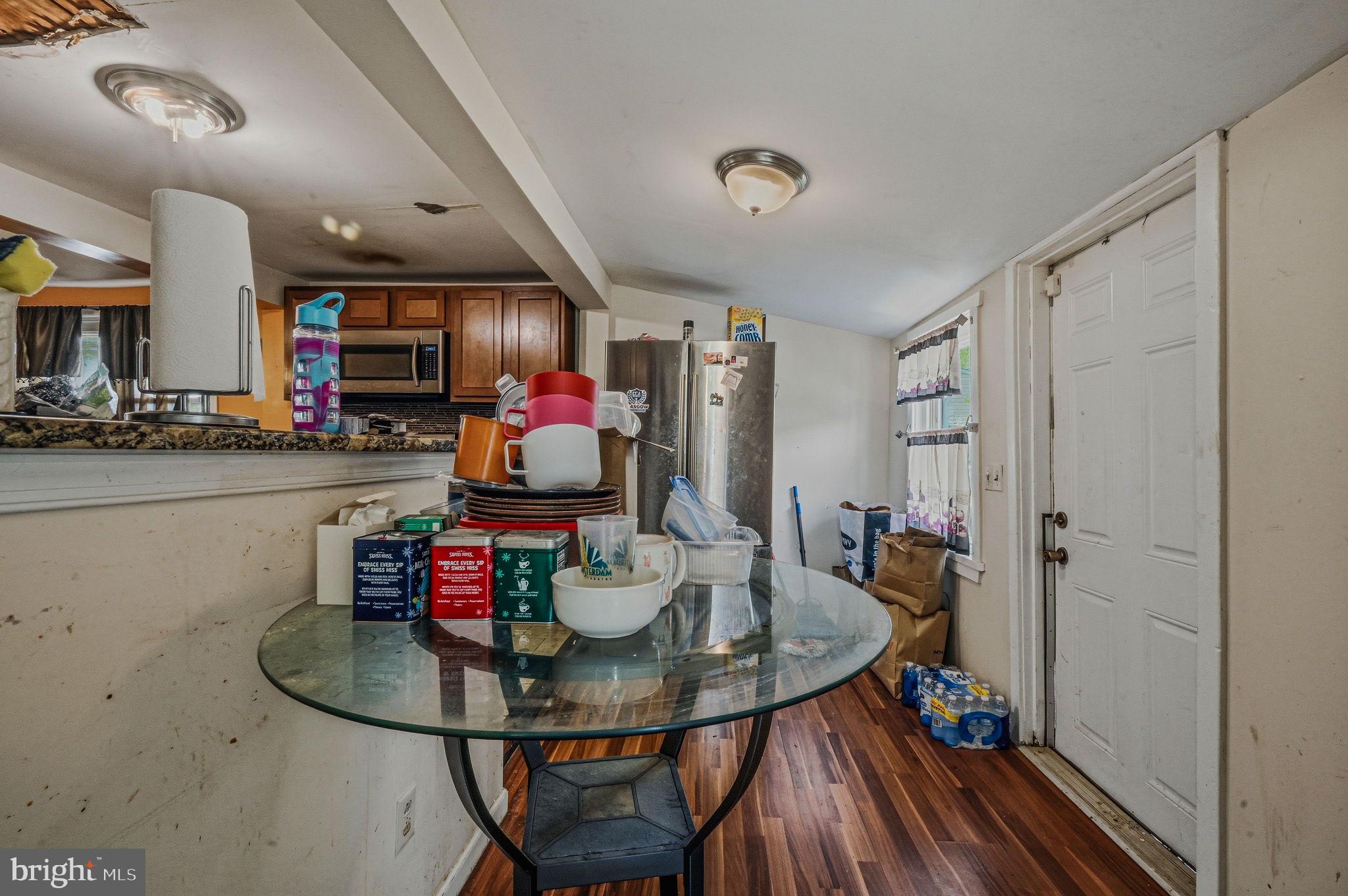 HOLLOWAY TERRACE - Residential