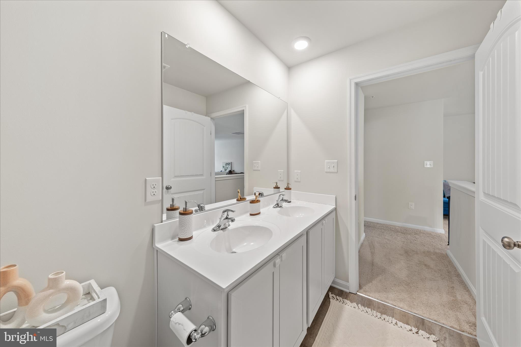 SASSAFRAS MEADOWS - Residential