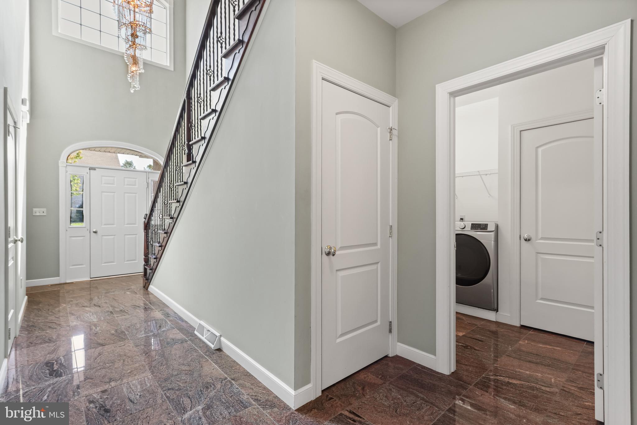 SYCAMORE HILLS - Residential