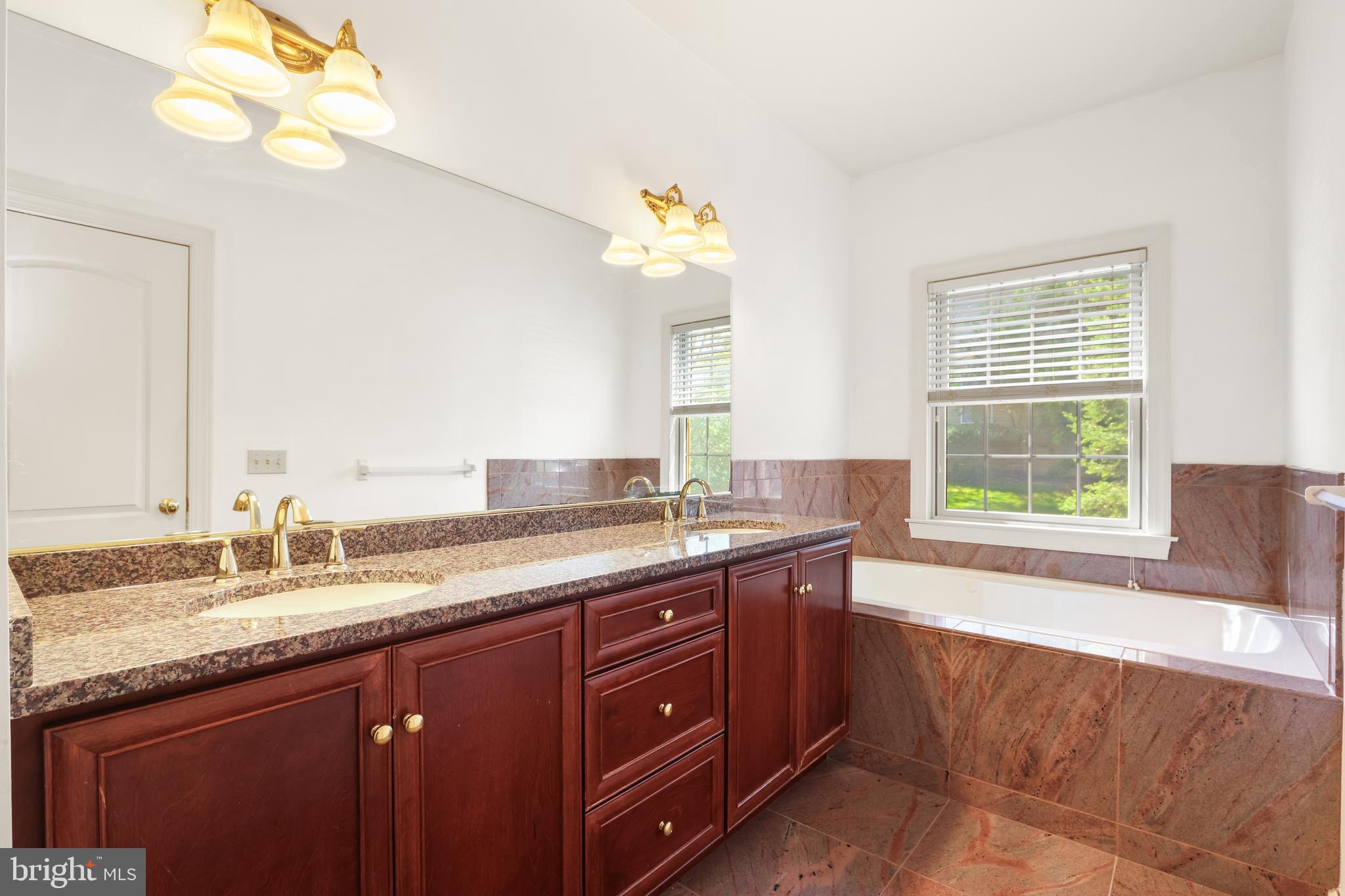 SYCAMORE HILLS - Residential