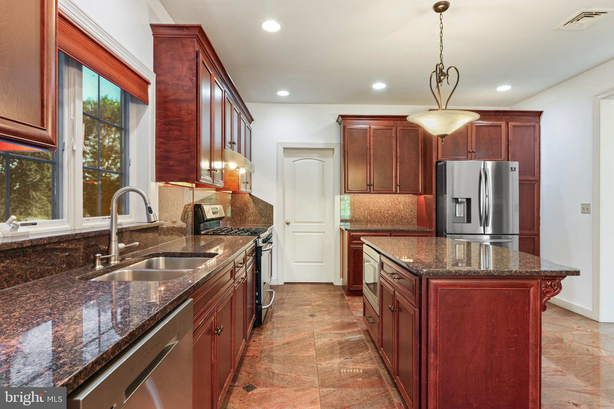 SYCAMORE HILLS - Residential