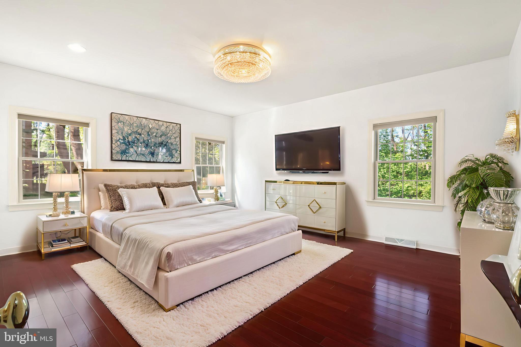 SYCAMORE HILLS - Residential