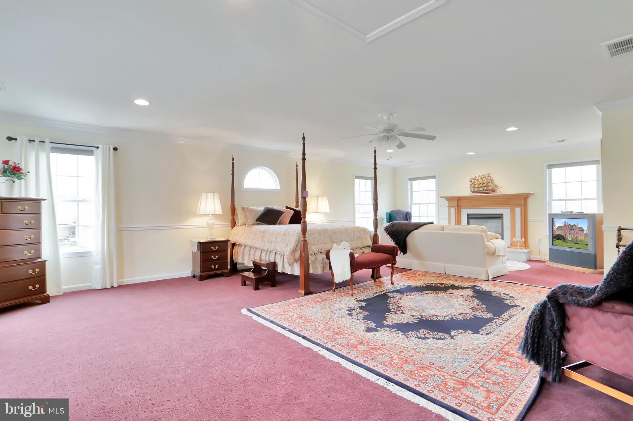 CROSSINGS ON THE POTOMAC - Residential