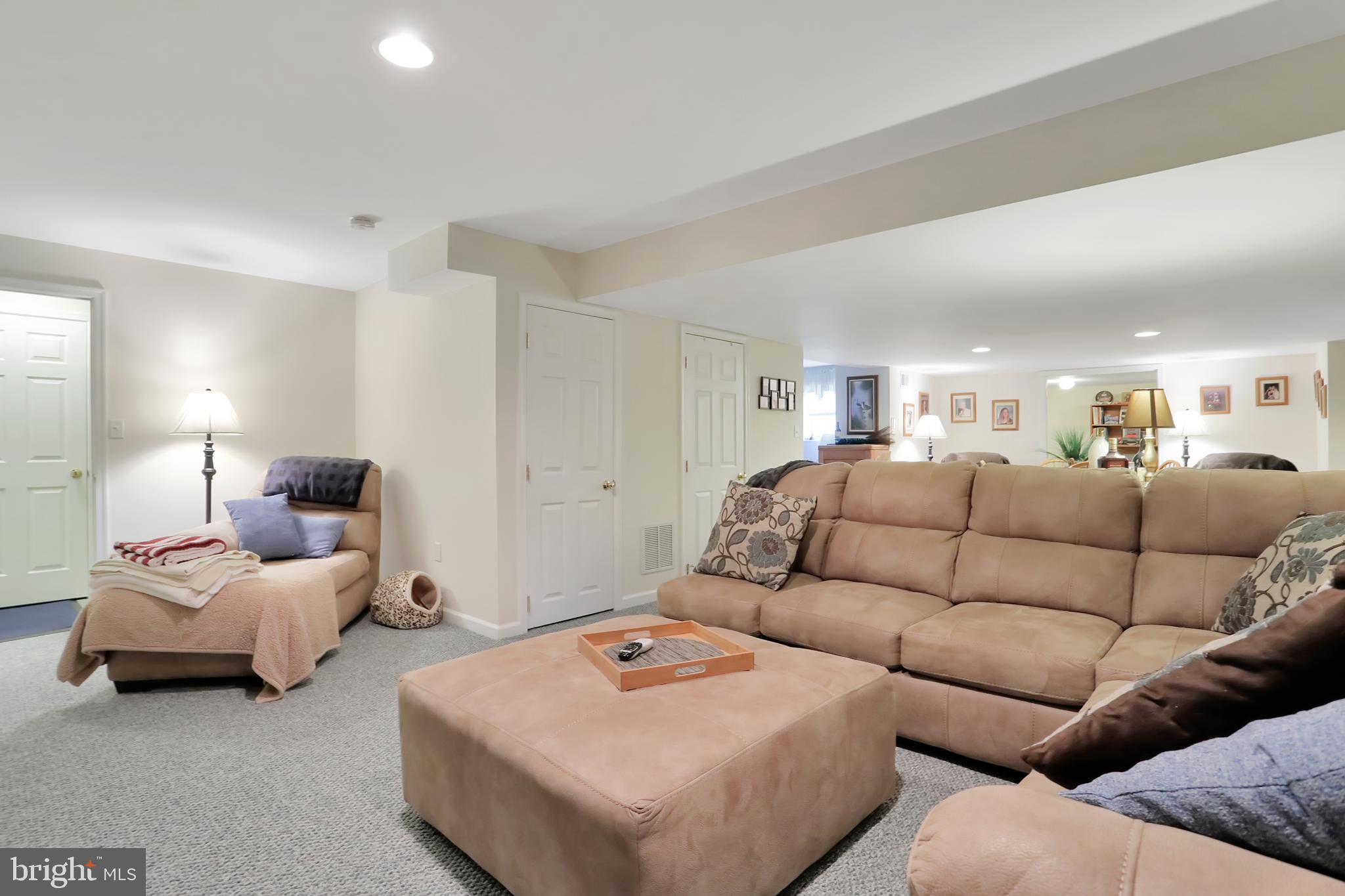 CROSSINGS ON THE POTOMAC - Residential