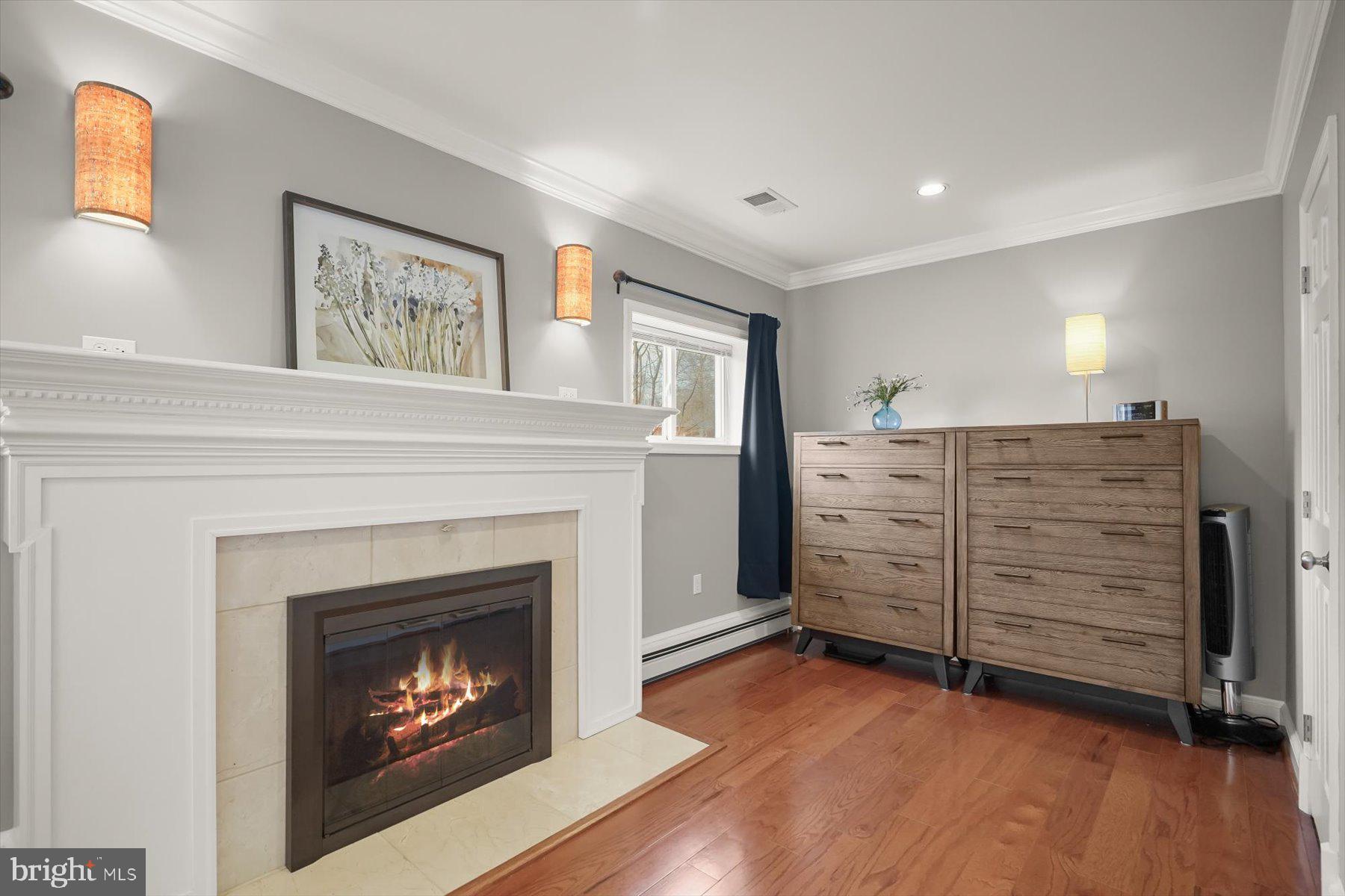 BROYHILL PARK - Residential