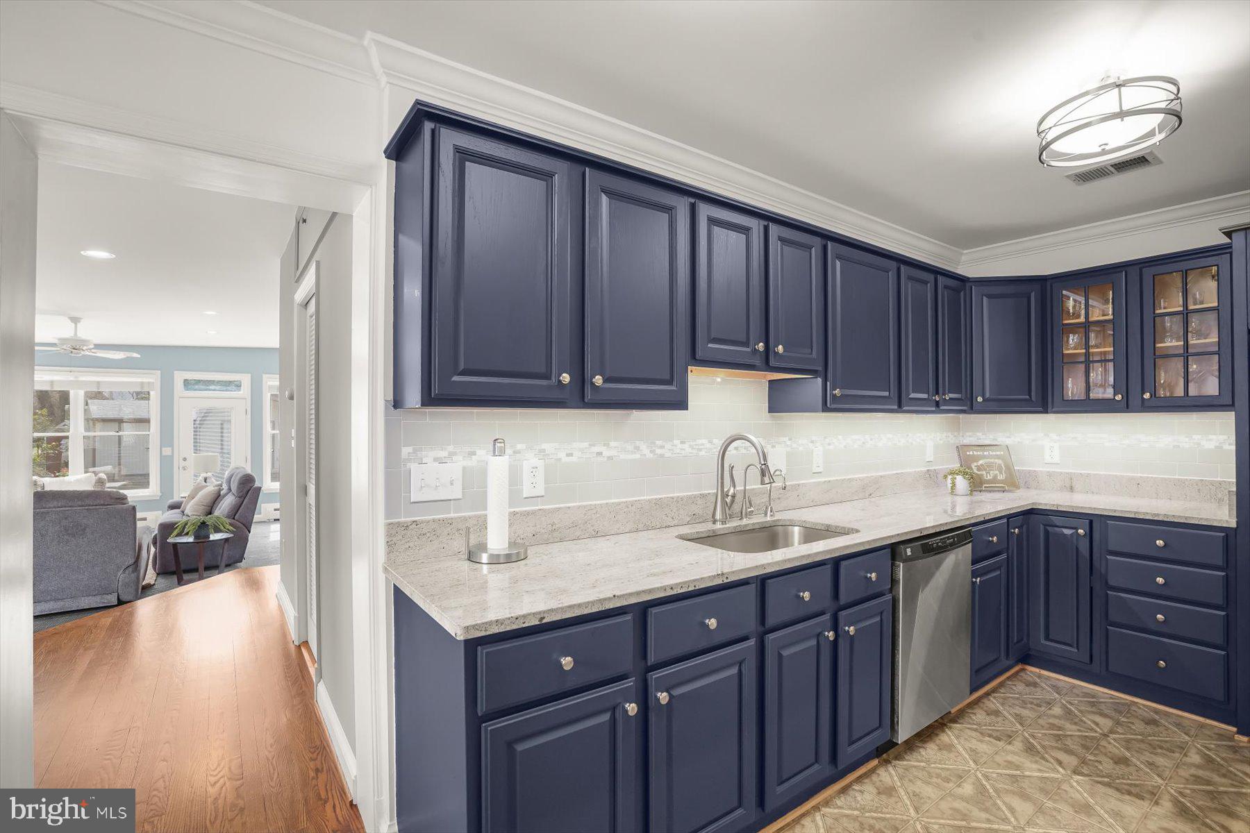 BROYHILL PARK - Residential