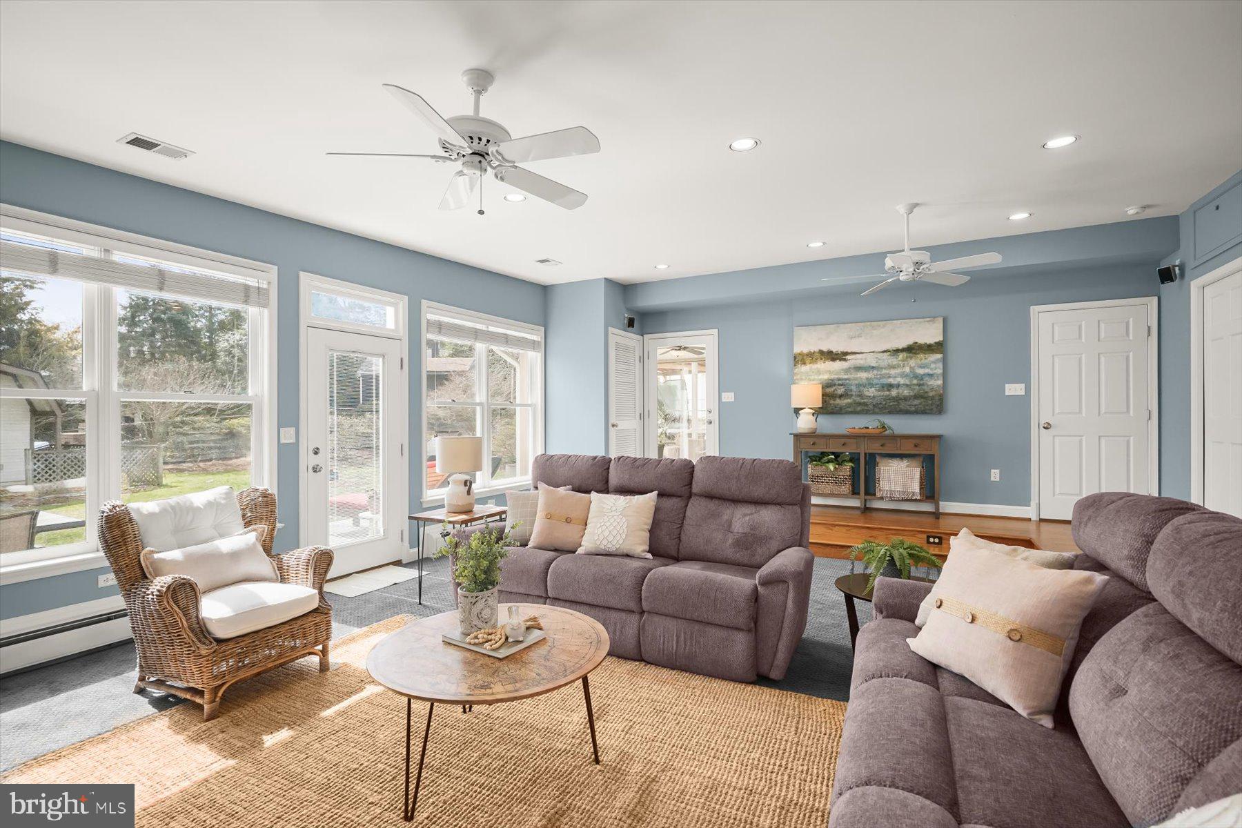 BROYHILL PARK - Residential