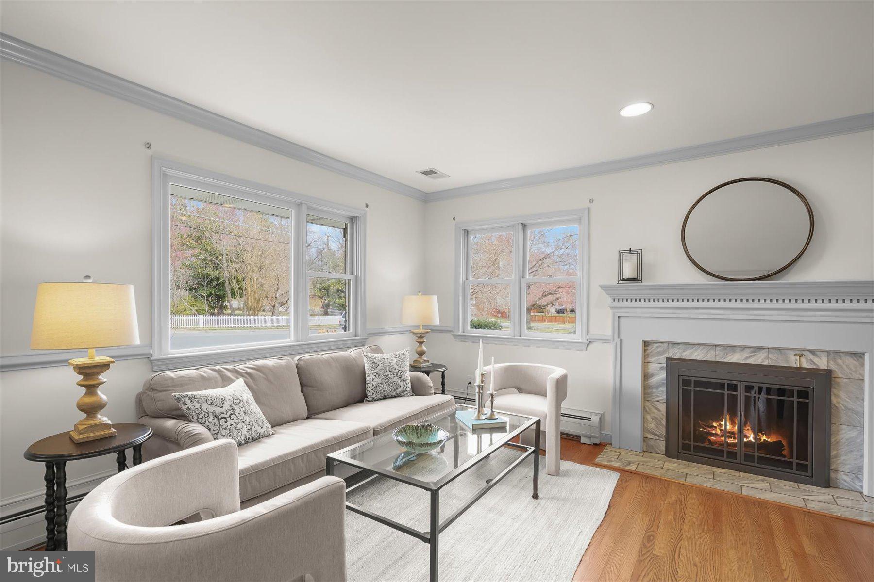 BROYHILL PARK - Residential