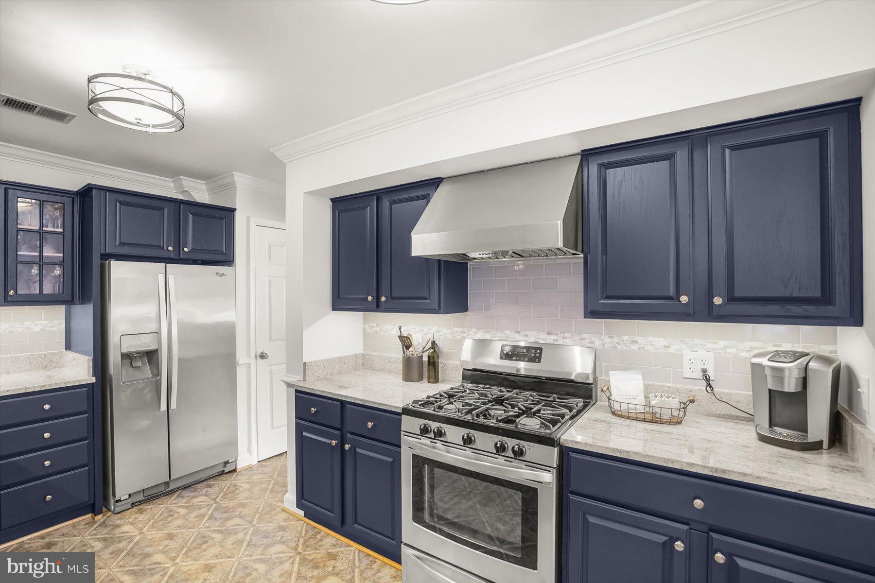 BROYHILL PARK - Residential