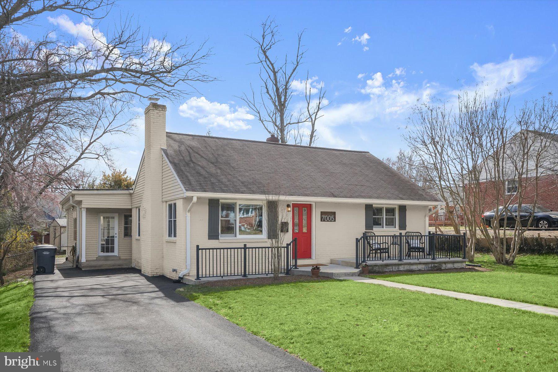 BROYHILL PARK - Residential