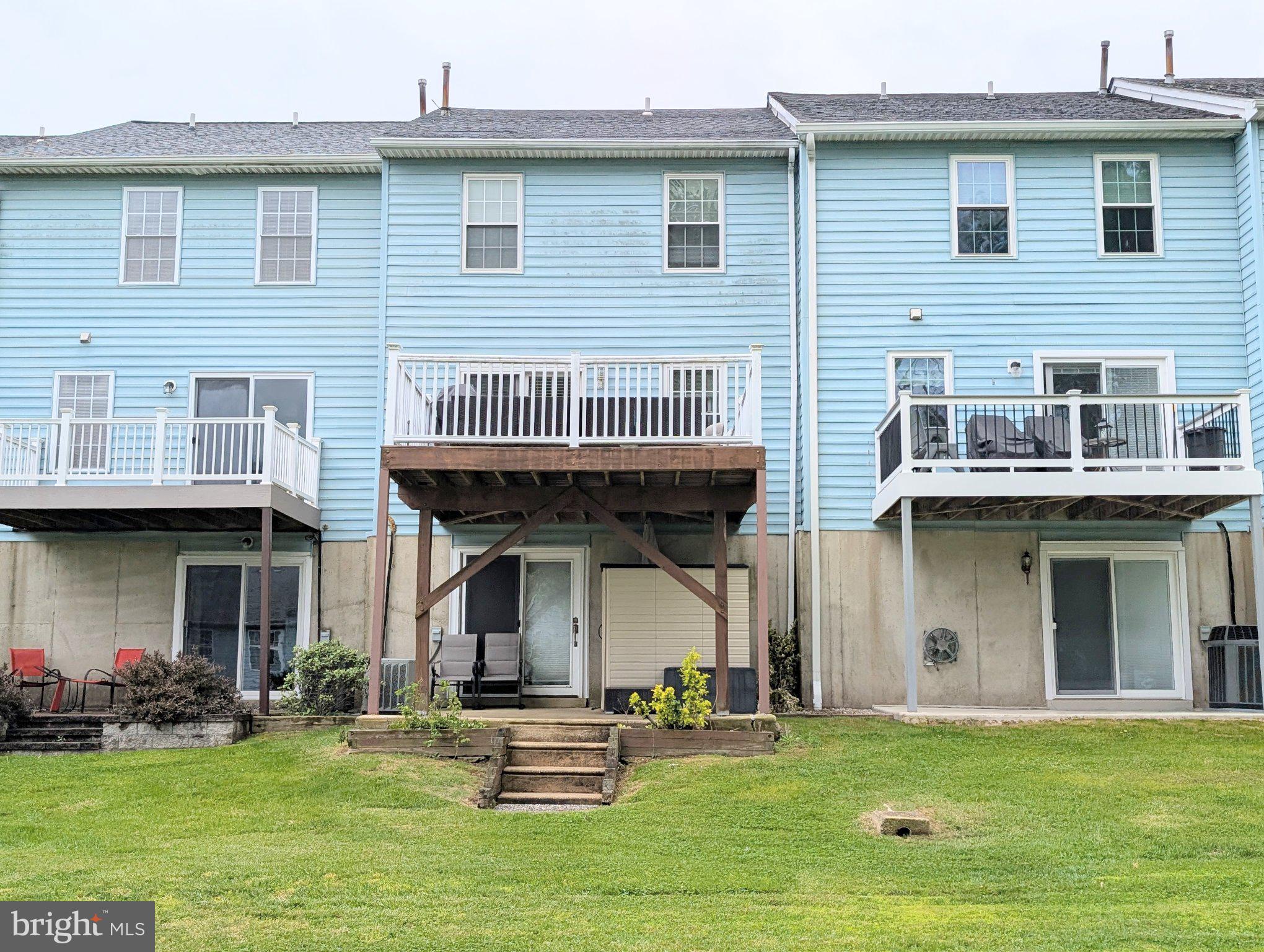 CHERRY TREE KNOLL - Residential