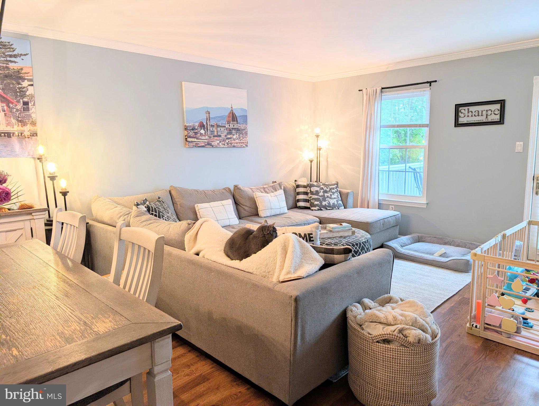 CHERRY TREE KNOLL - Residential