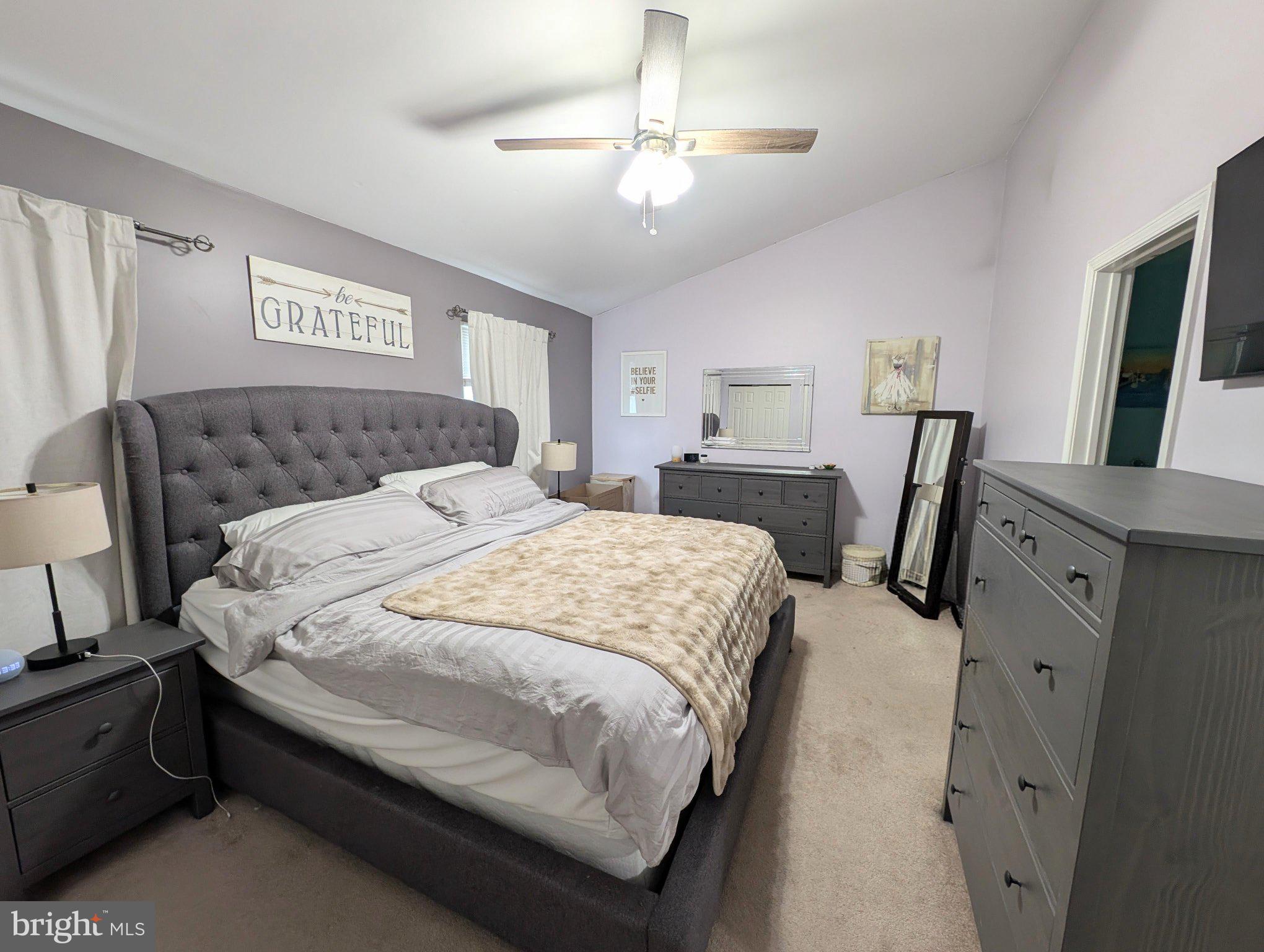 CHERRY TREE KNOLL - Residential