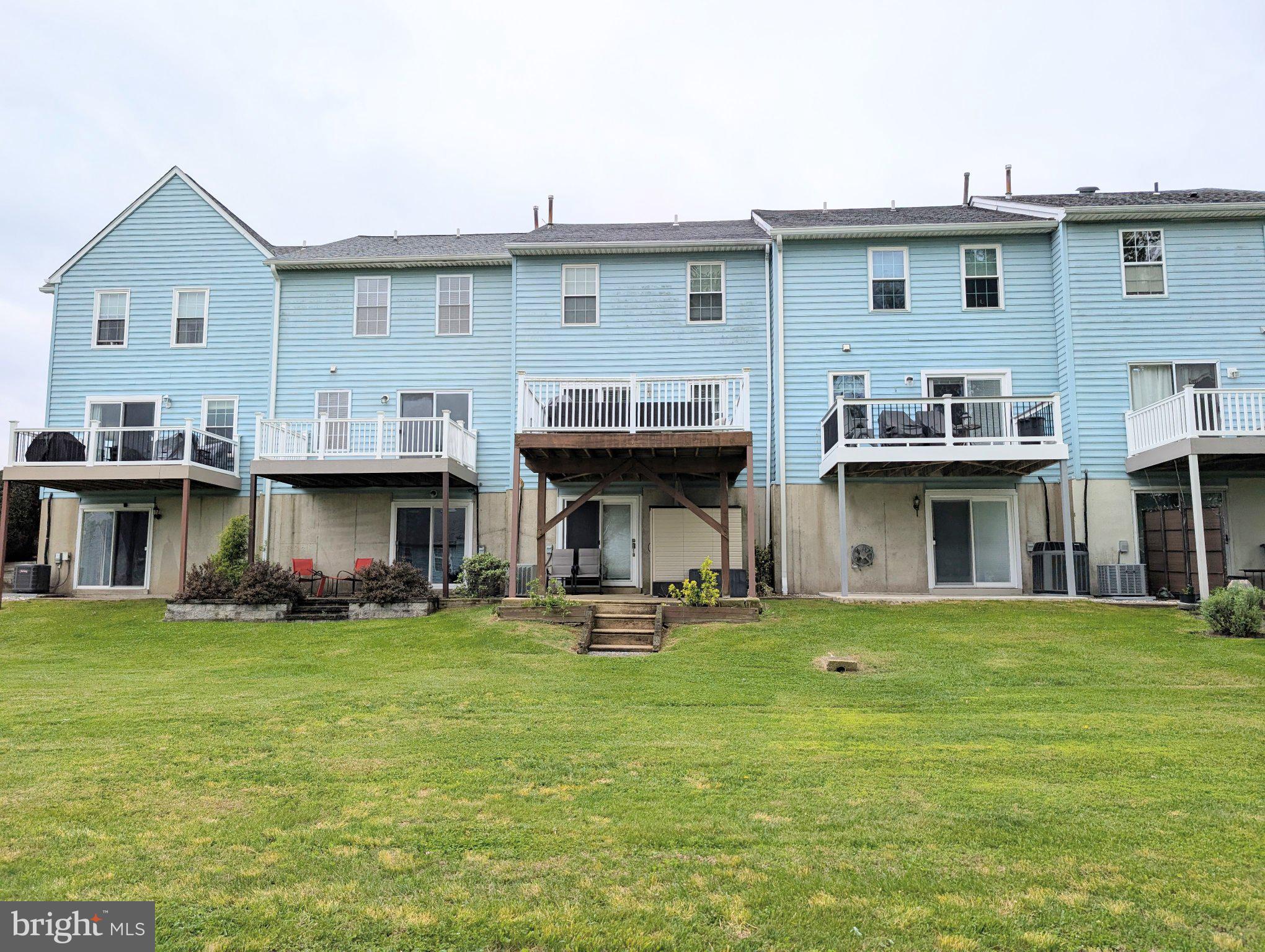 CHERRY TREE KNOLL - Residential