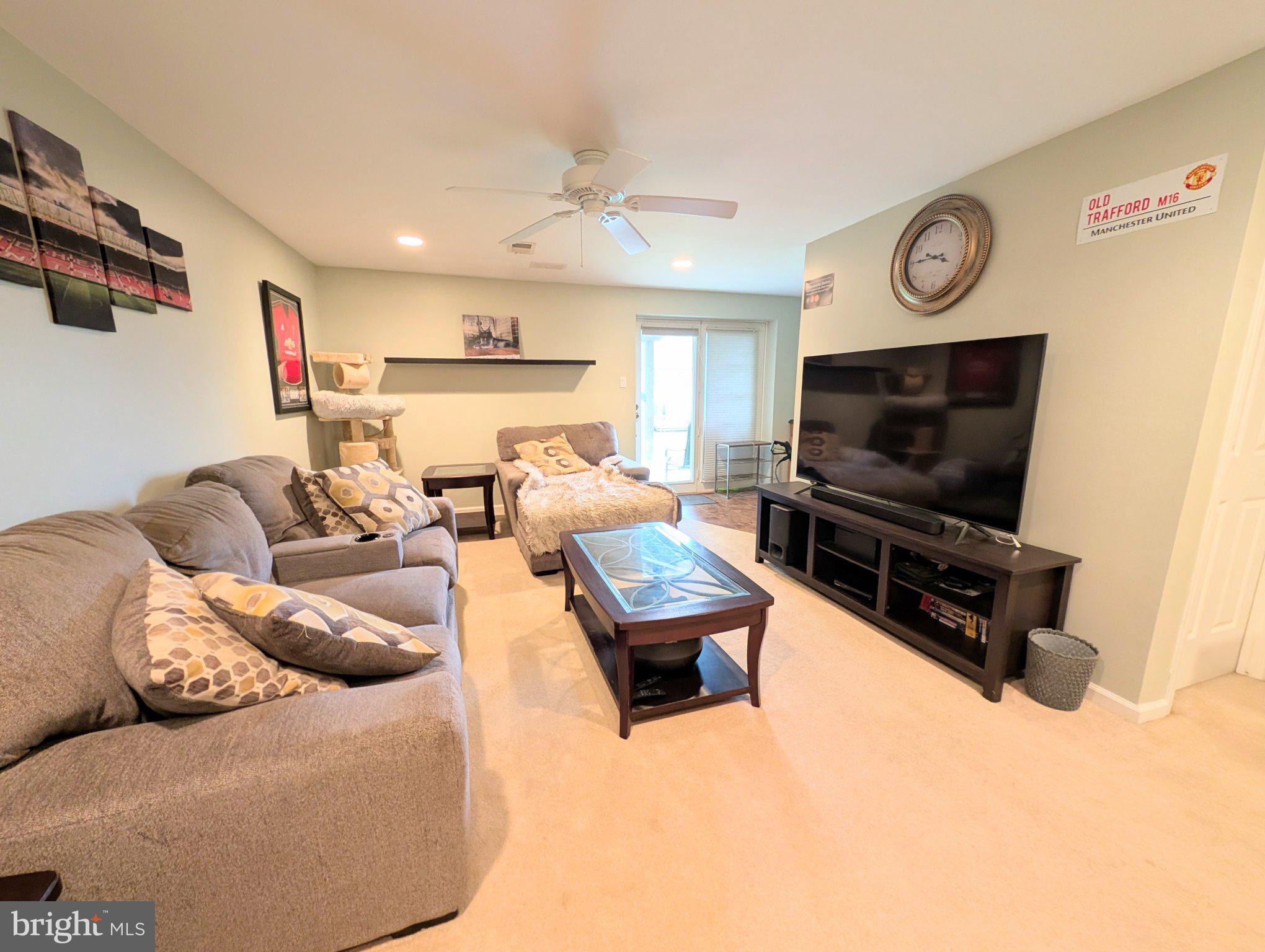CHERRY TREE KNOLL - Residential