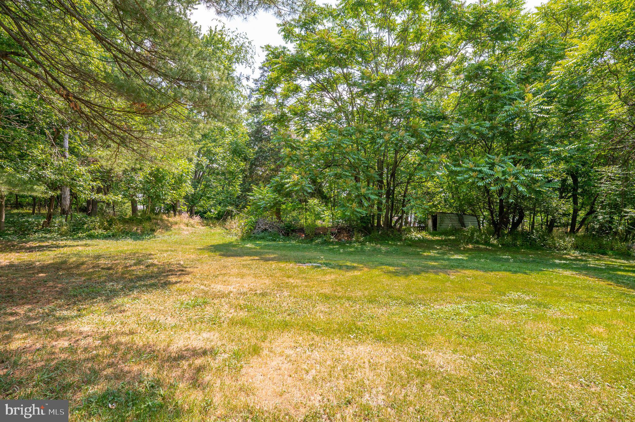 RURAL RETREAT - Residential