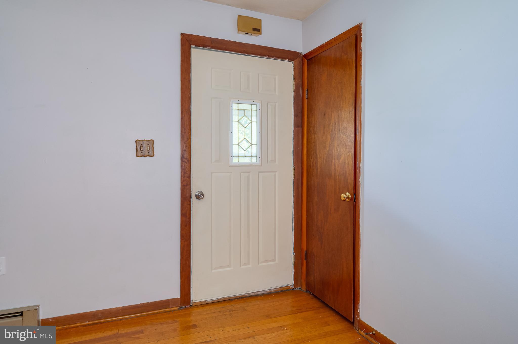 RURAL RETREAT - Residential