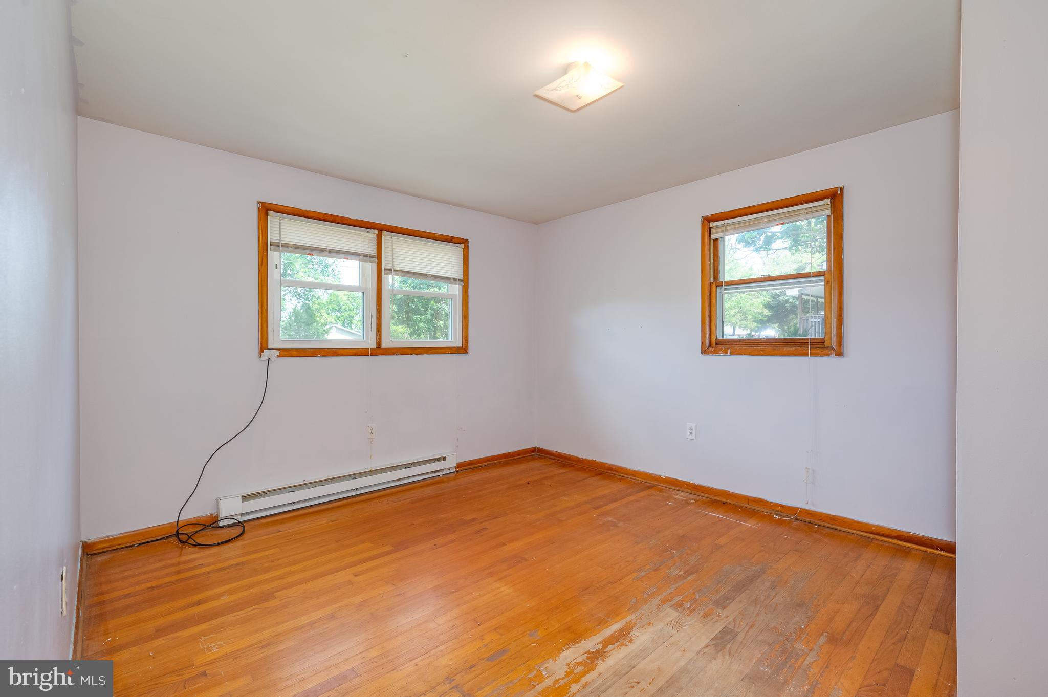 RURAL RETREAT - Residential