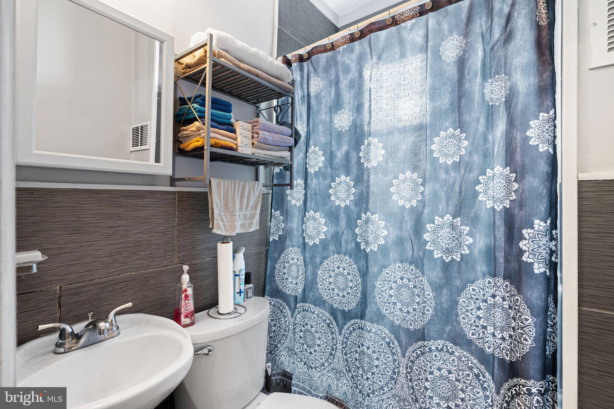 ALLEGHENY WEST - Residential