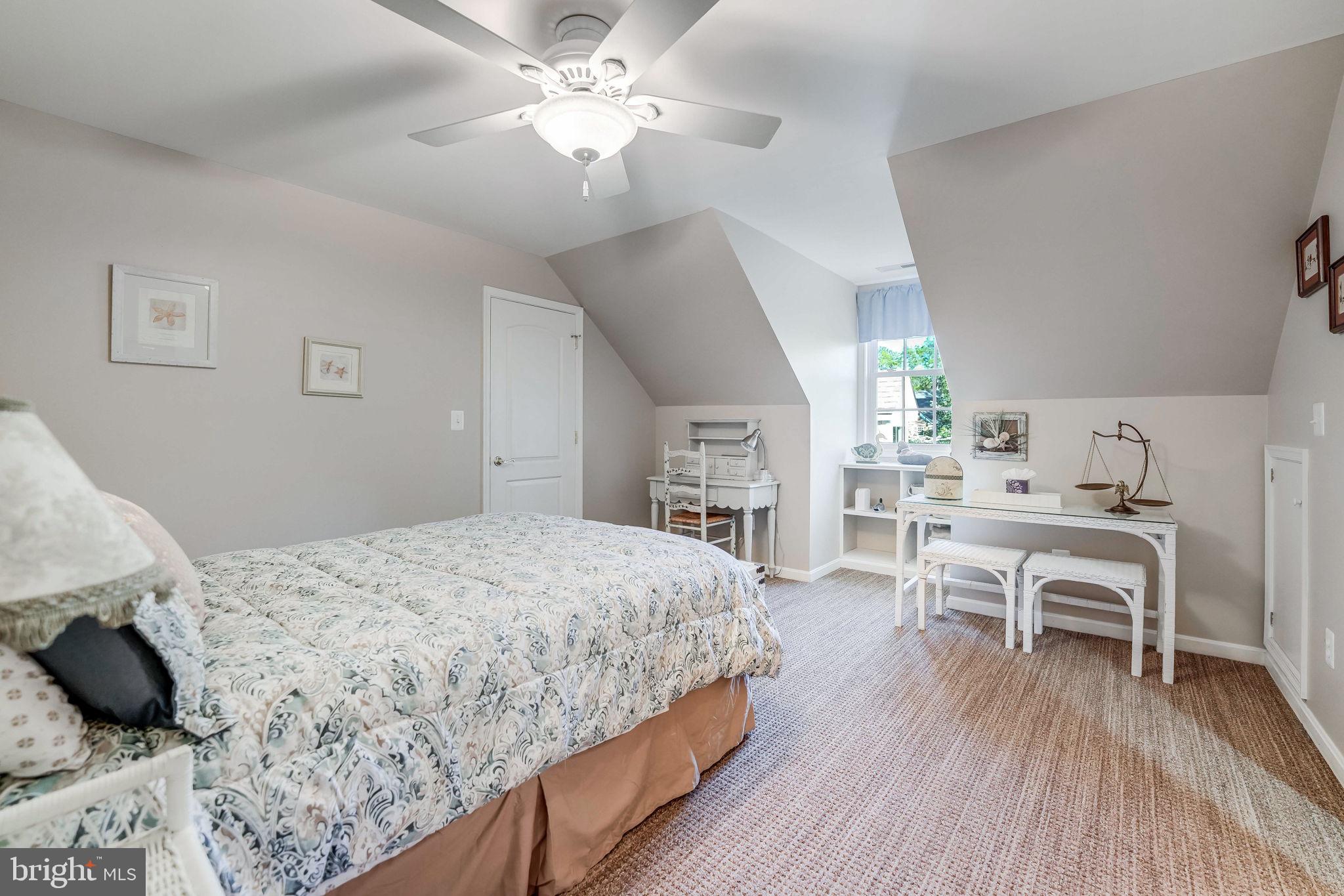 FAWN LAKE - Residential