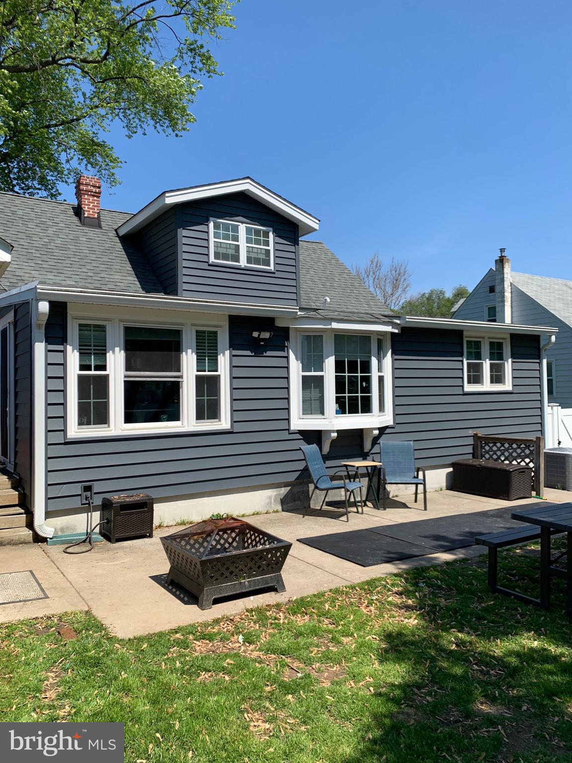 RIVIERA BEACH - Residential