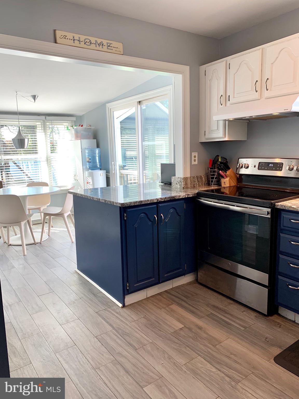 RIVIERA BEACH - Residential