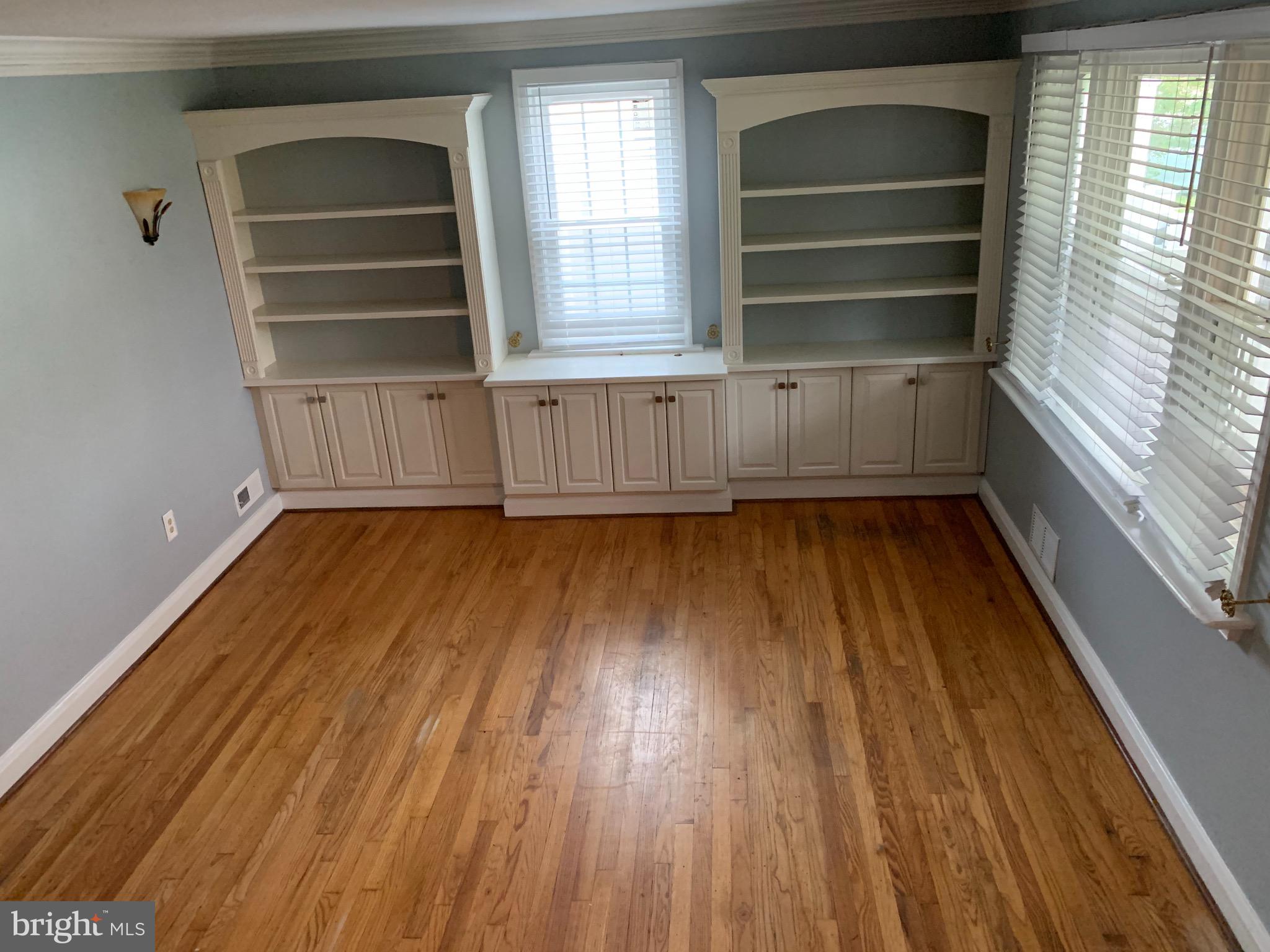 RIVIERA BEACH - Residential