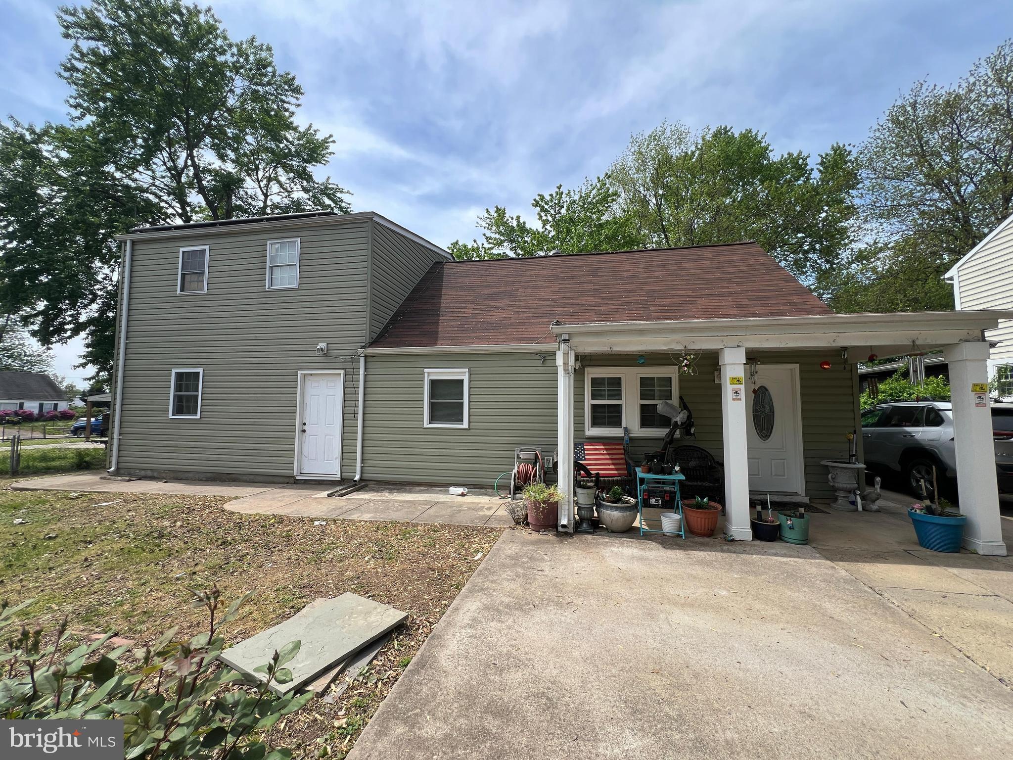 $550,000!!! That is a deal for 6 bedrooms and 3 full baths. Don't miss your opportunity to own this home. Not only that but NEW A/C system being installed today June 26! Schedule your showing today! Please respect showing times, Owner still lives in property. Owner may need rent back. Roof replaced 2023, siding replaced in 2019, Painted 2022, water heater replaced 2020, property has Solar Panels. Security camera not included in sale. Bring your offer! Thank you for your interest in this home.