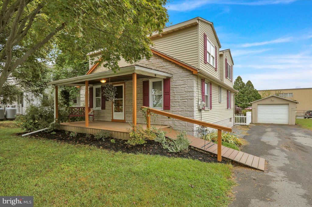 Photo of 40 E Main Street, Leola, PA 17540 (MLS # PALA2057784)