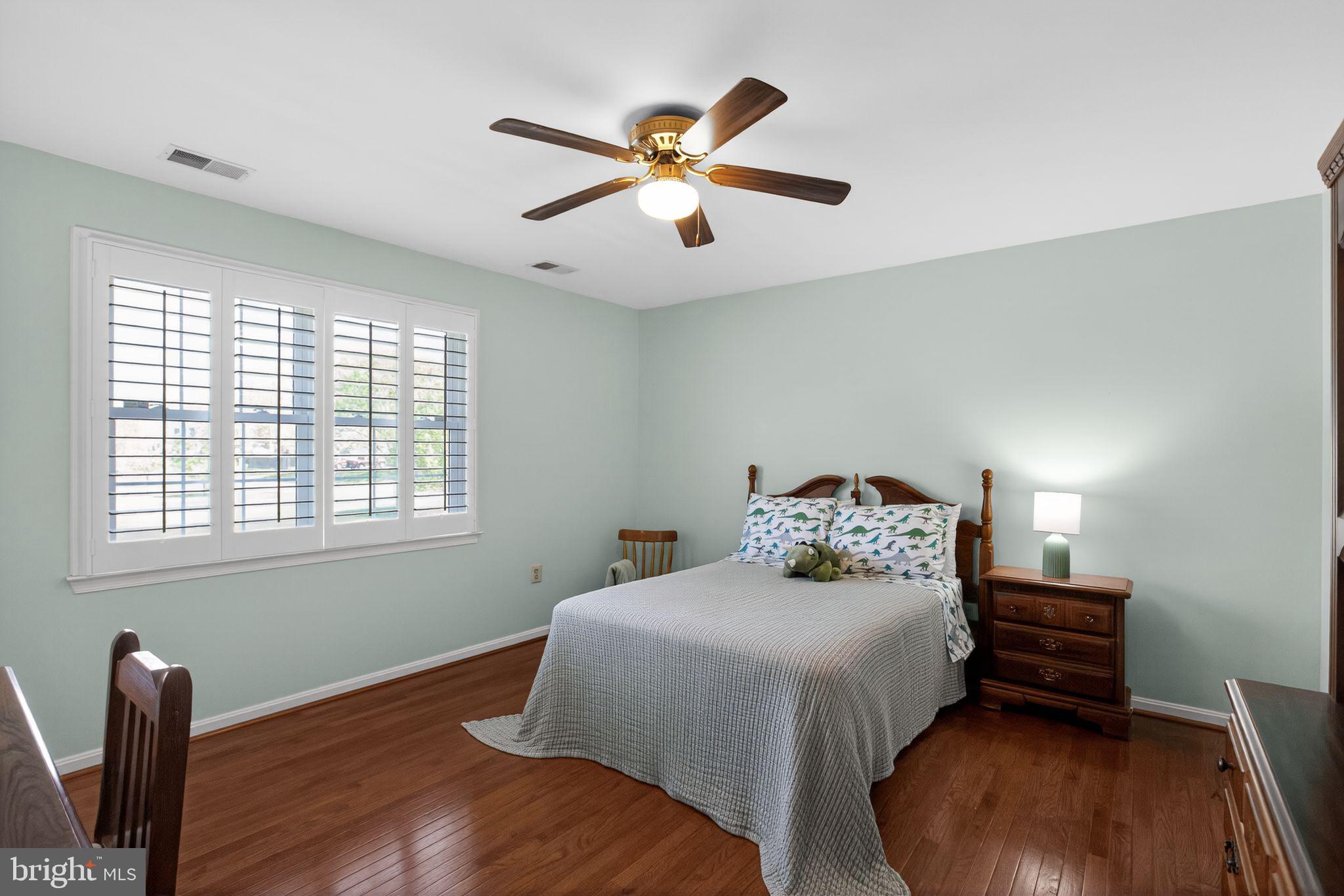 KINGS GRANT - Residential