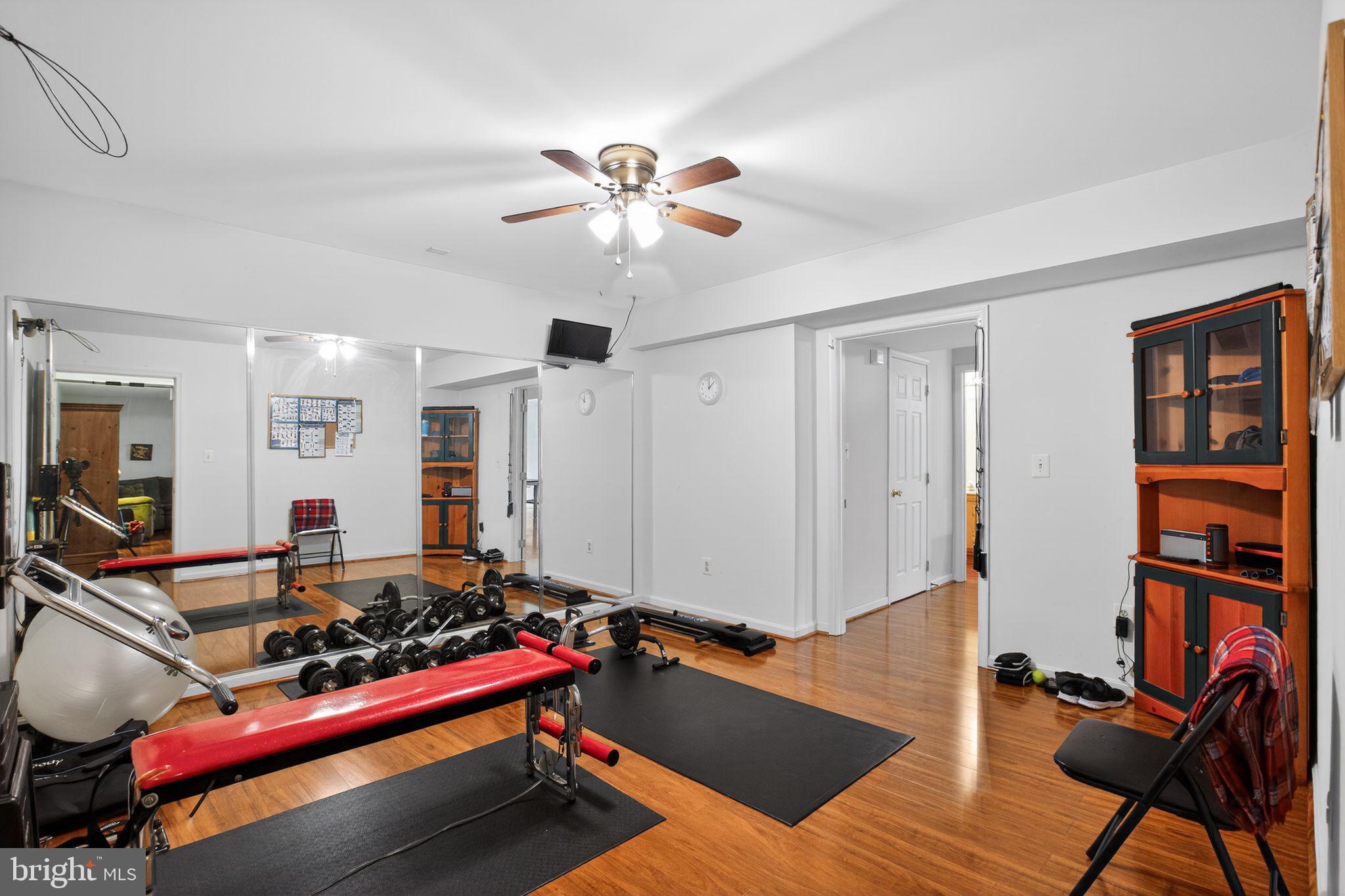 KINGS GRANT - Residential