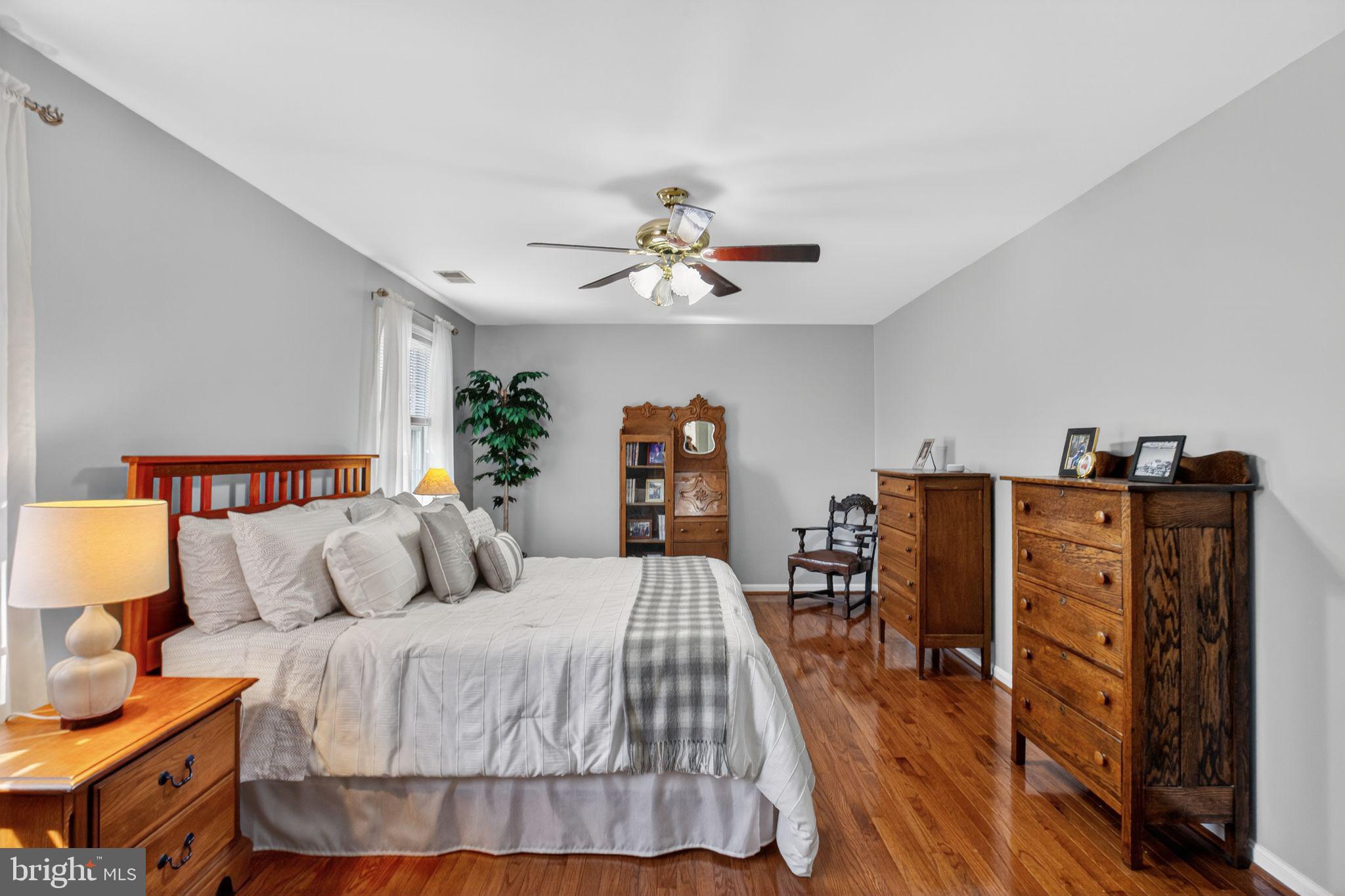 KINGS GRANT - Residential