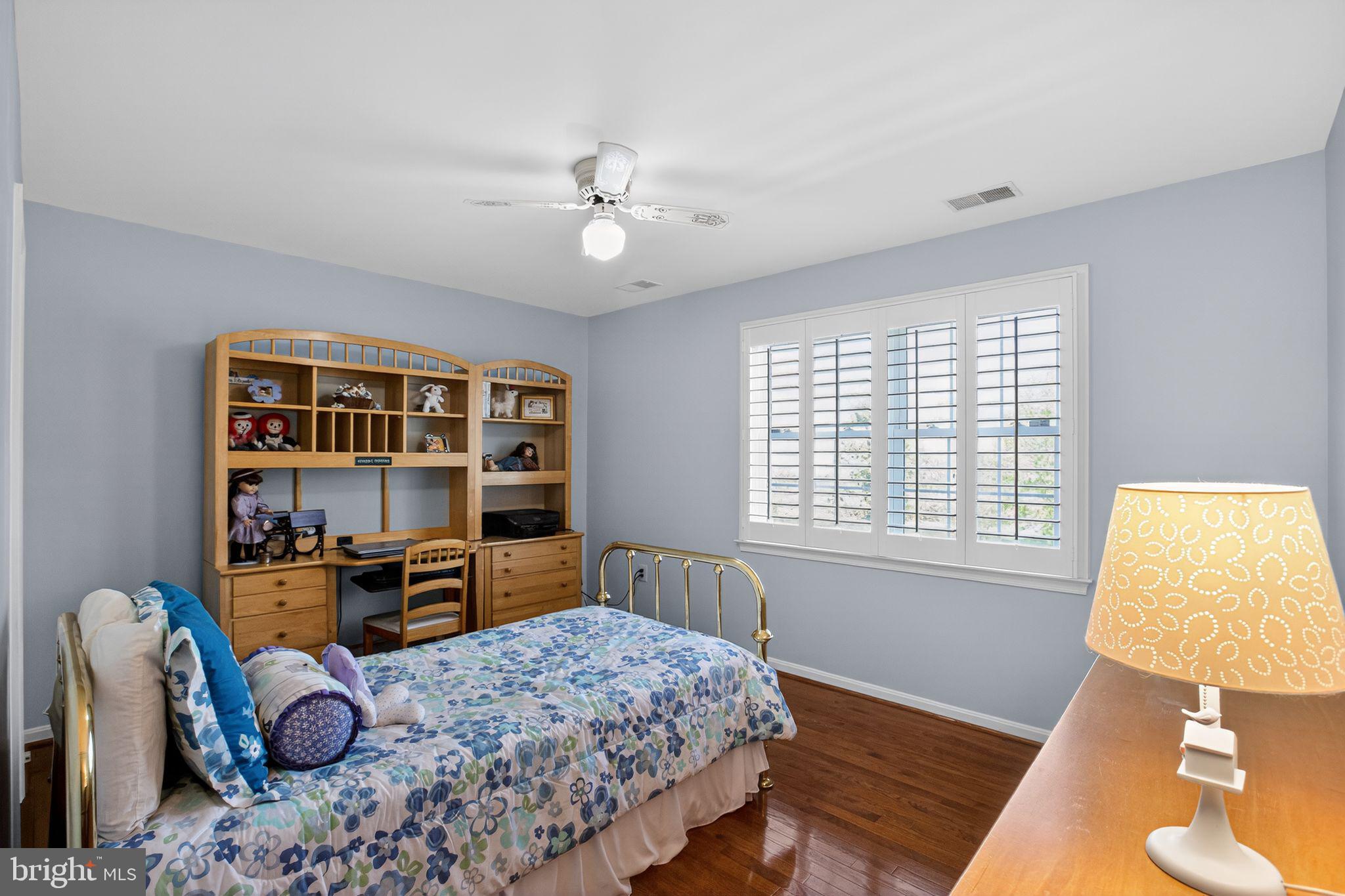 KINGS GRANT - Residential