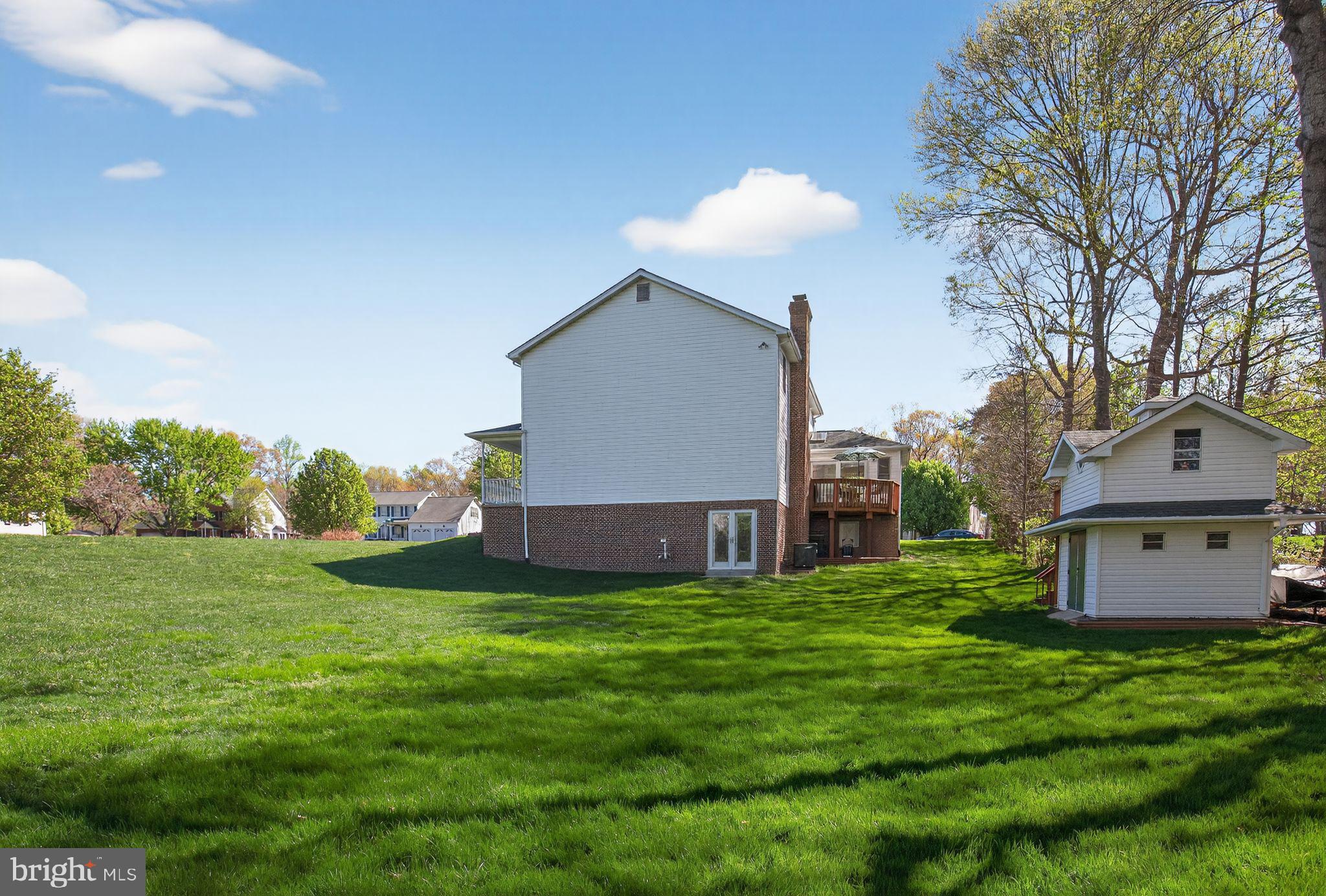 KINGS GRANT - Residential